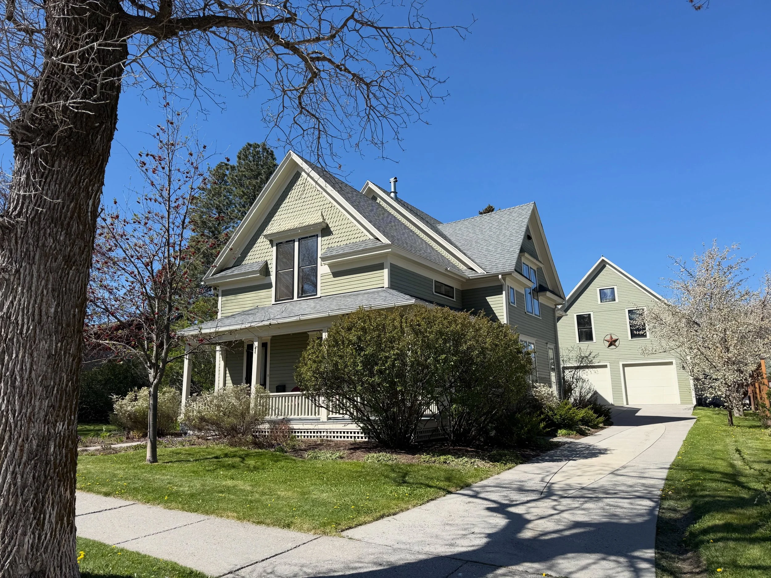 Knoff Group had the pleasure of helping our great buyers find their new home in downtown Bozeman, near Cooper Park.

A beautiful historic property with a carriage house - full of character and in a location that&rsquo;s hard to beat.

If you&rsquo;re