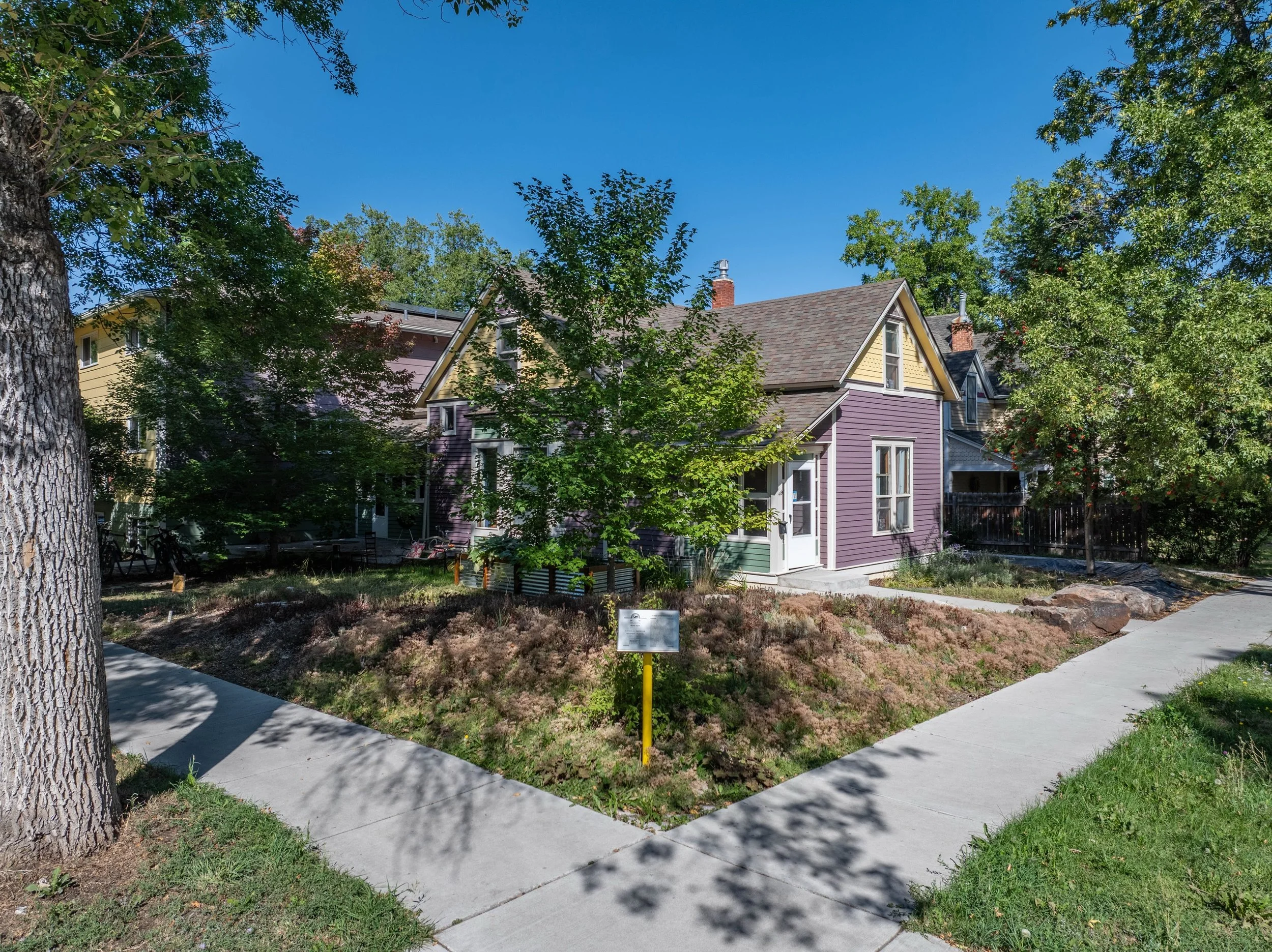 🚨Opportunity is knocking in downtown Bozeman. This fully rented triplex combines historic character, strong cash flow, and an unbeatable location just blocks from Main Street and minutes from Montana State University.

Featuring the iconic Susan Kir