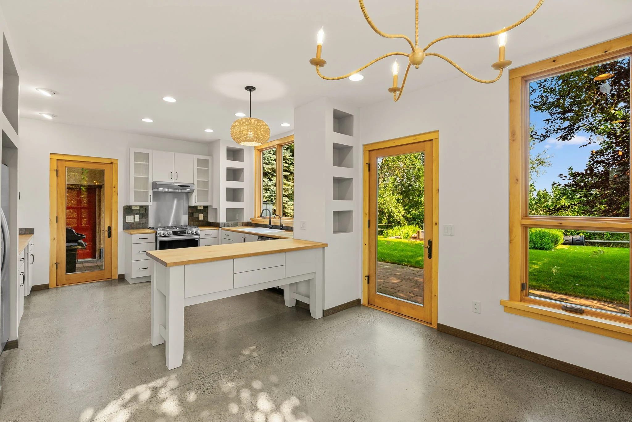 3-0-1 Dining Kitch 1.jpg