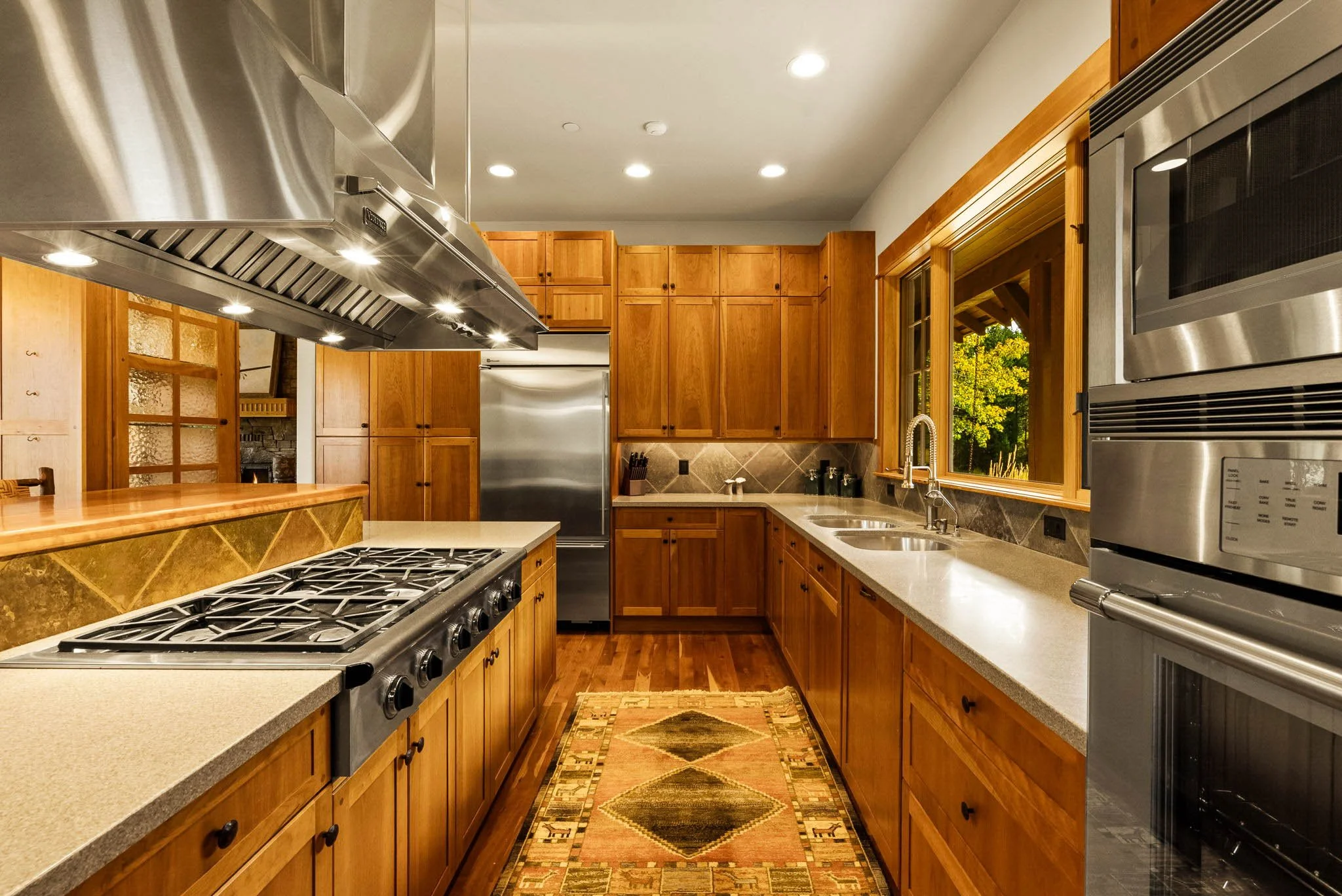 3-1-4 Kitchen 3.jpg