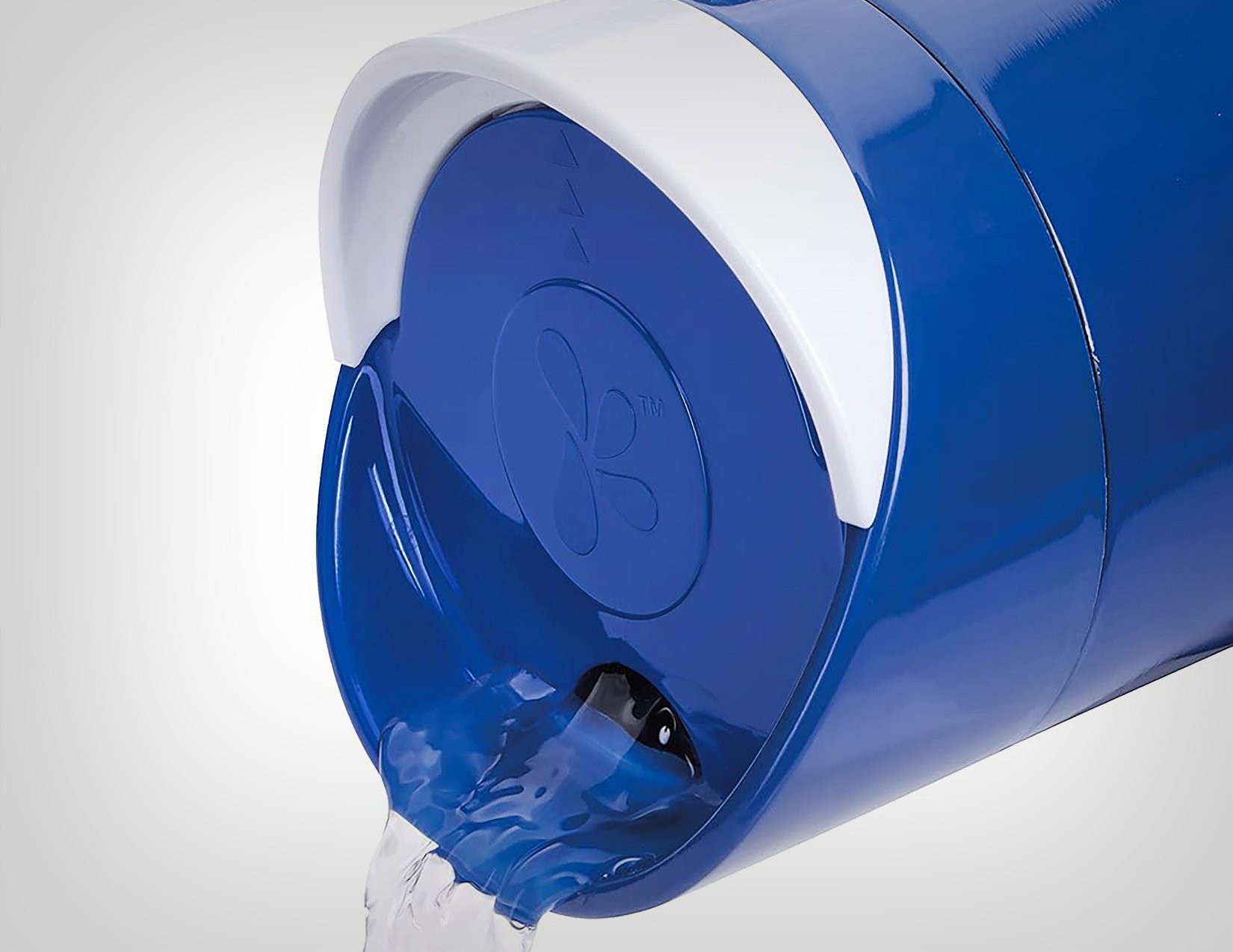 Koozie "K splash" mark detail