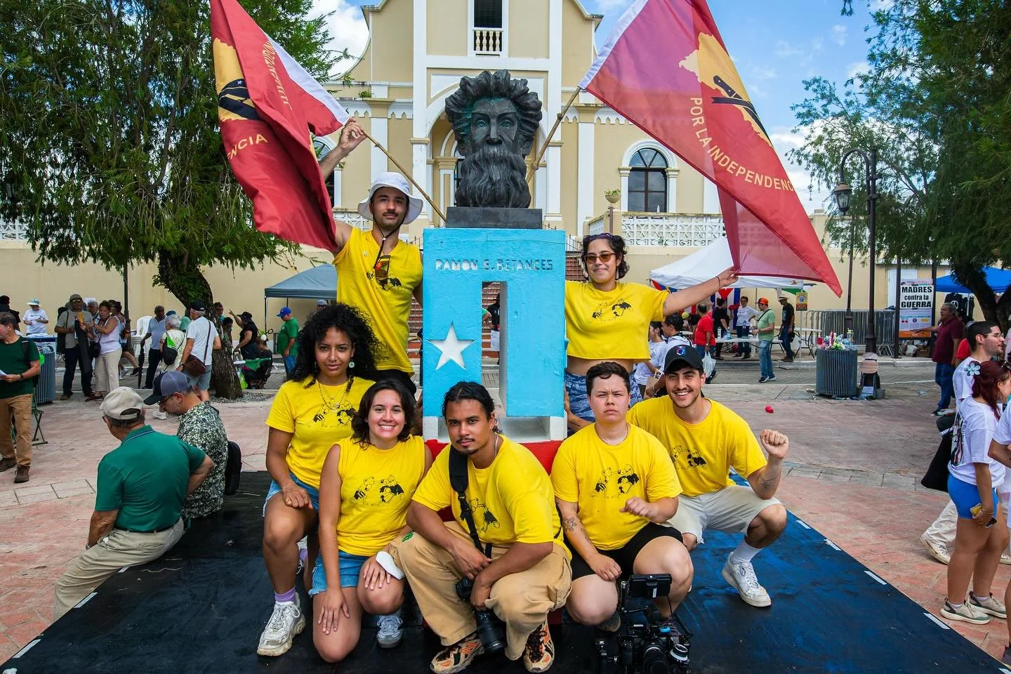 ✊🏽FILIBERTO VIVE LA LUCHA SIGUE✊🏽

157 years since El Grito de Lares and 20 years since the assassination of comrade Filiberto Ojeda Rios the youth and student movement for Puerto Rican independence remains strong!