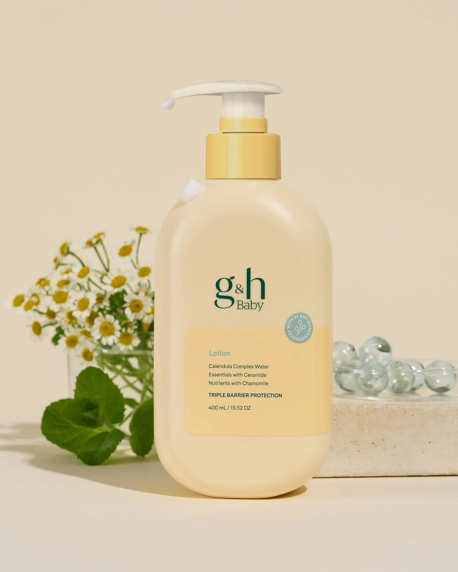 Gho_Soc_Bby_Lotion_1048.jpg