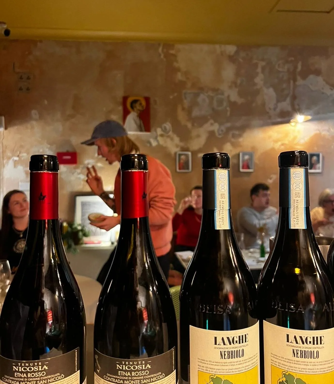 Brusco Wine Club.

@sevencellars 
@bocajswine 
@jamesypercy 

Thanks to the fantastic noses at @sevencellars young Jacob and wise James for a fantastic evening full of grapes and gusto!

#brusco