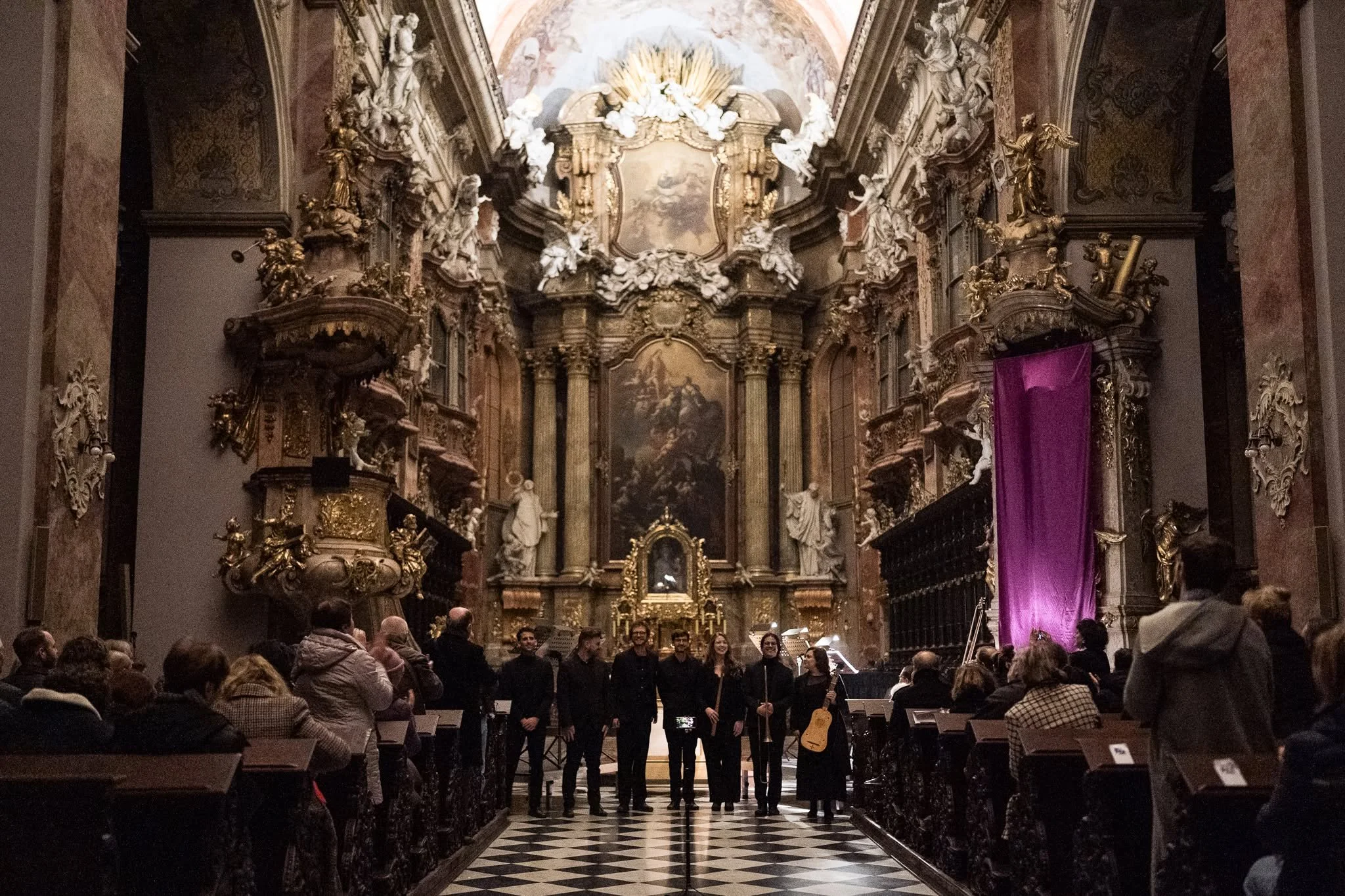 Tenebrae - Morales Lamentations,
ensemble Ramillete de Tonos,
Velikonoční festival duchovní hudby
©Jan Prokopius