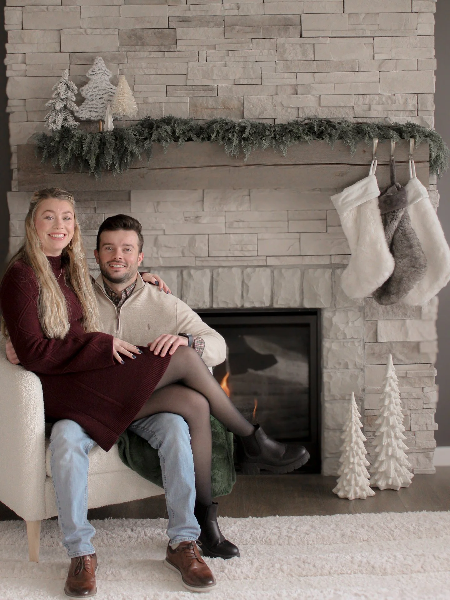 Two of my favorite love birds on their first married Christmas! 🥹🤍🎄