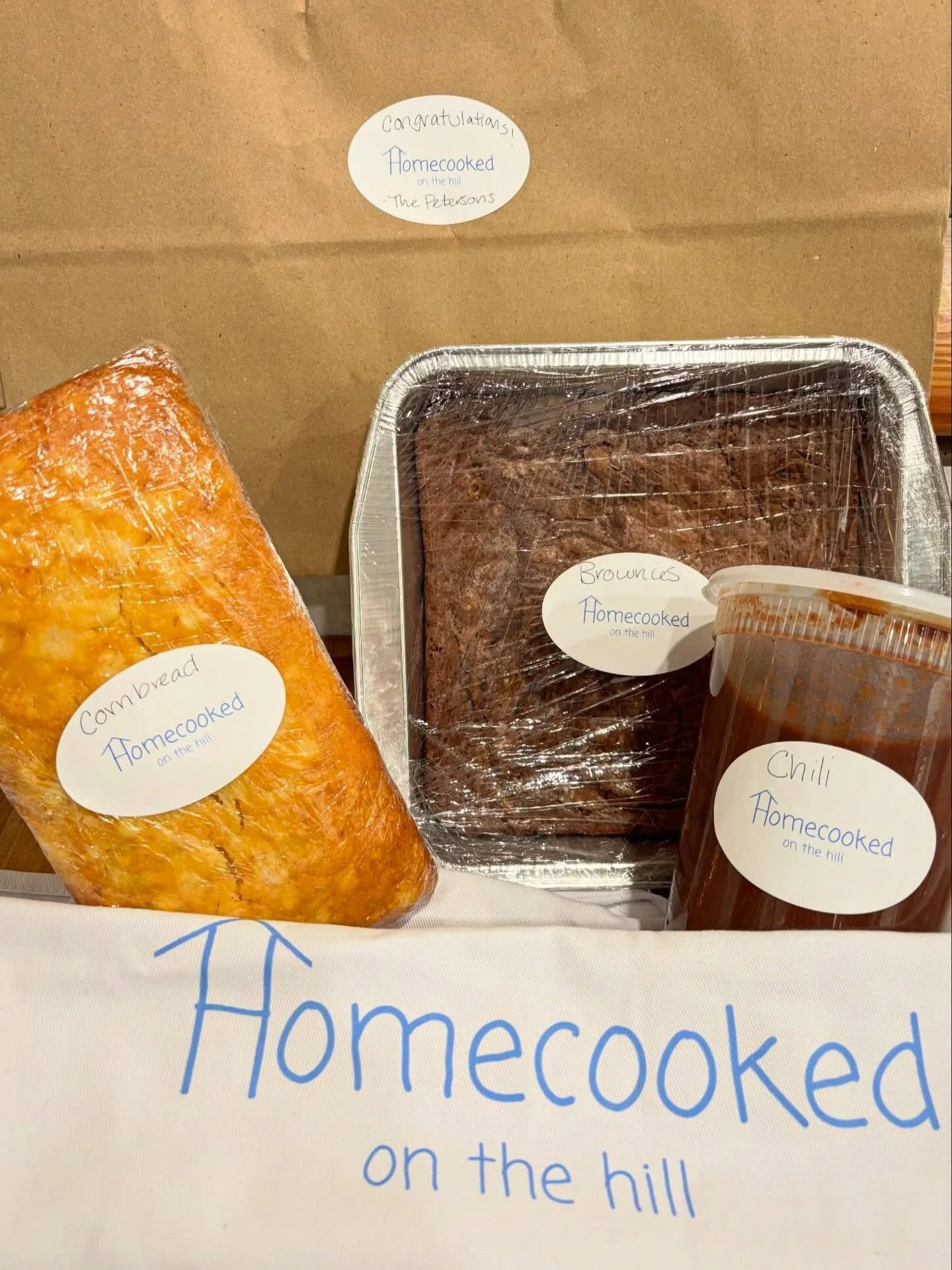 CONGRATULATIONS to the newest member of the Capitol Hill neighborhood! The sweetest neighbors set up a meal train so mom &amp; dad could have one less thing on their plates&hellip;and full their dinner table❤️❤️❤️ A homecooked meal is always the best