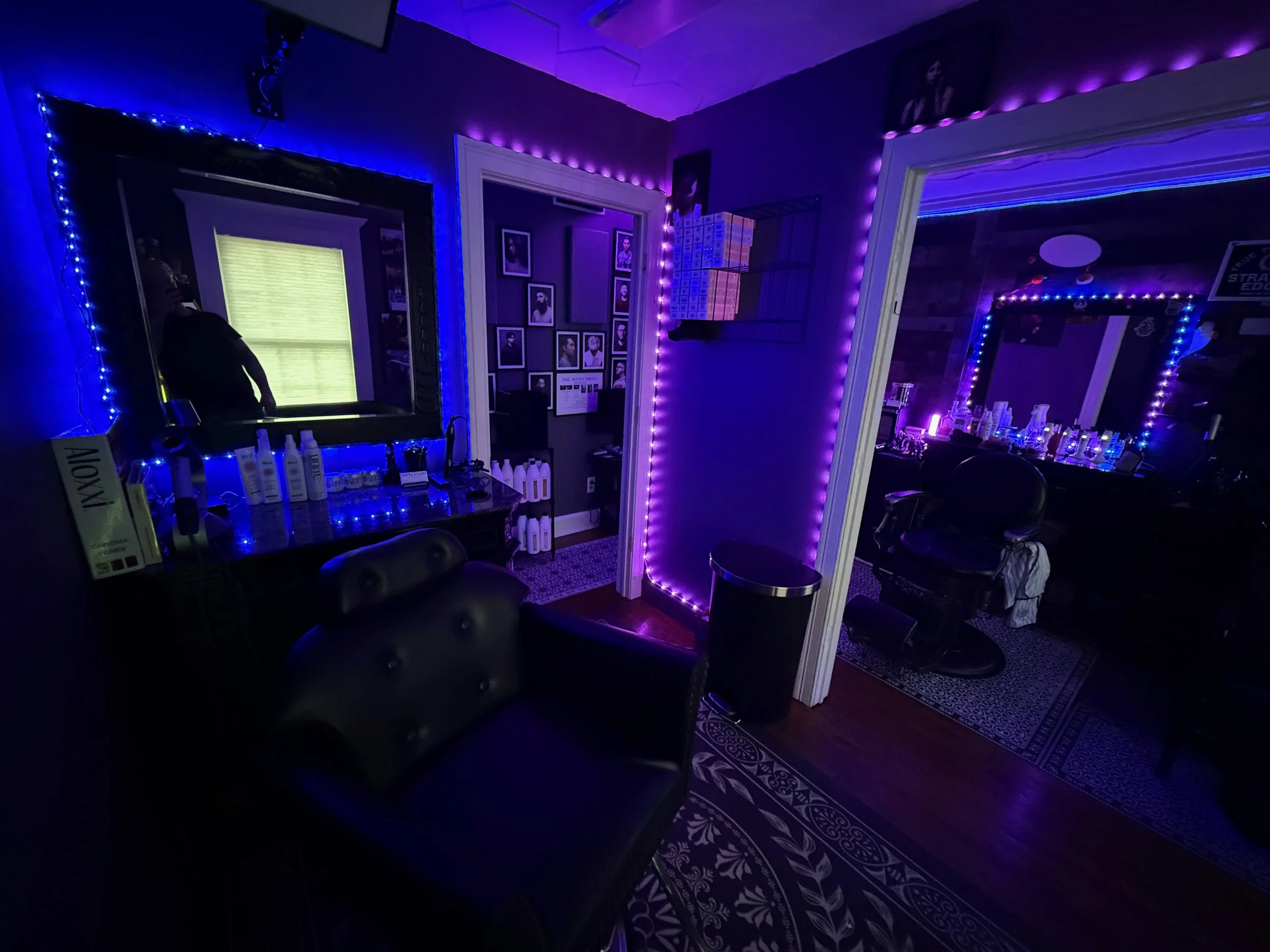 MPH Hair studio is located in milford CT. it is home to mr phil hovey. He is a barber, stylist, and hair colorist specializing in custom hair cuts, custom hair color, and hair care for people of all ages and genders. This barbershop and salon in one