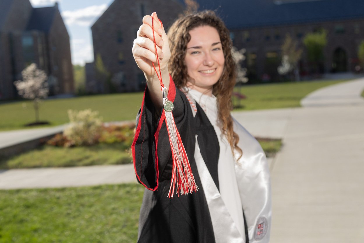 Women's portrait of Sacred Heart University graduate photo