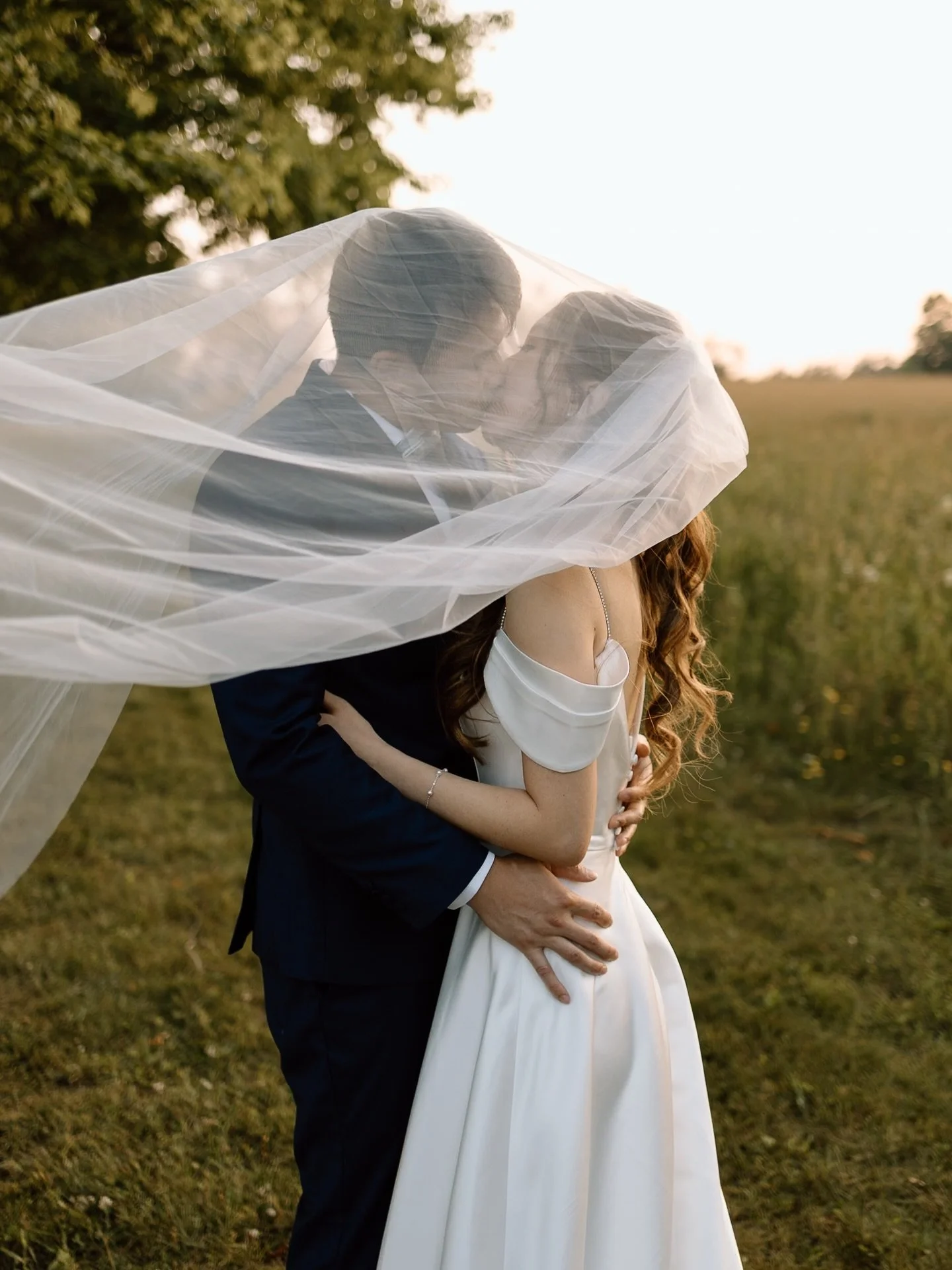 golden hour never disappoints 🌞 

second shot this day for @marcucciphoto