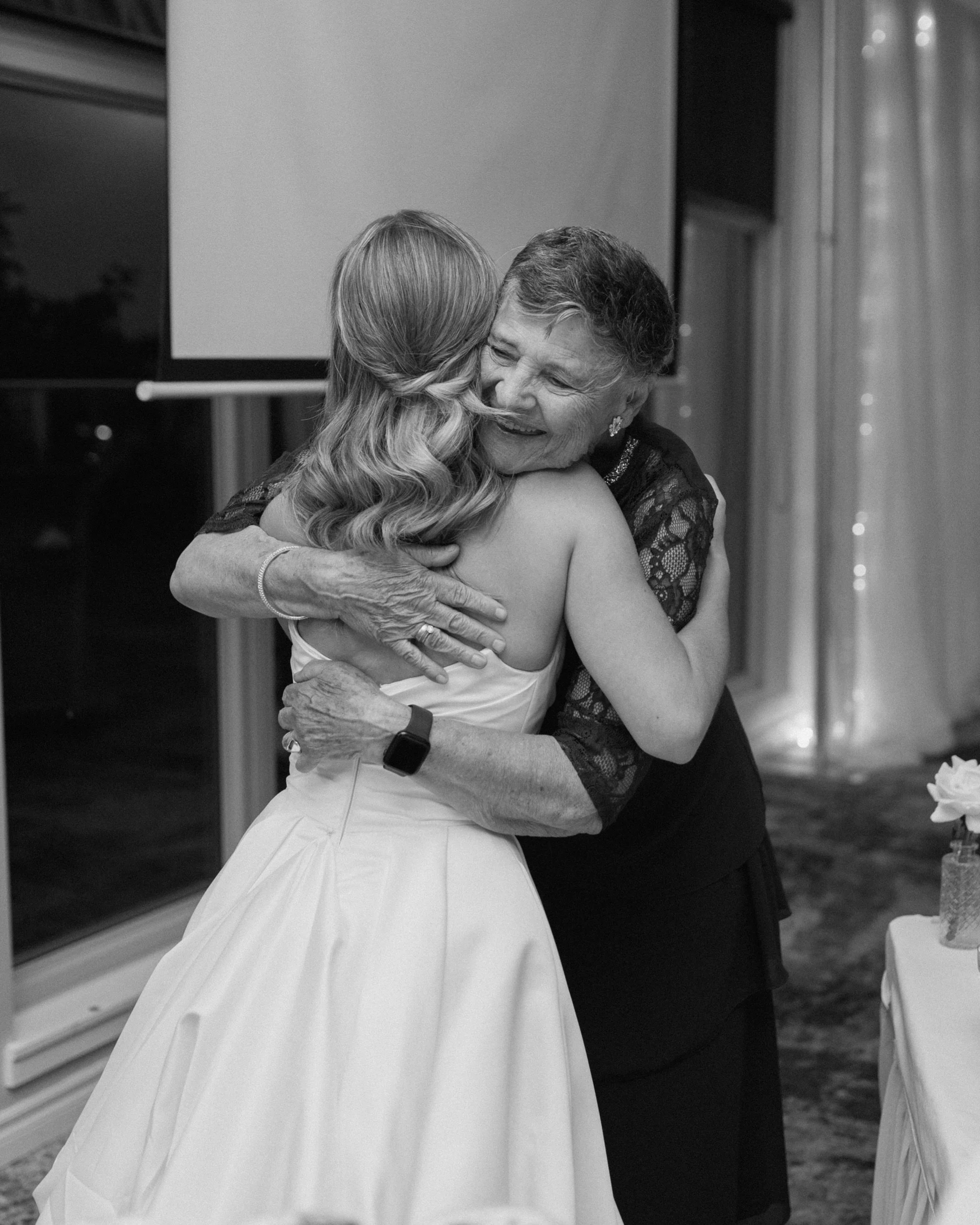 Sweet moments from Lauren + Josh&rsquo;s day back in August. A day full of big smiles, big hugs and so much love. 

Hair + Makeup: @muskaanbansiwalartistry 
Dj: @djmastermixca 
Venue: @tanglecreek