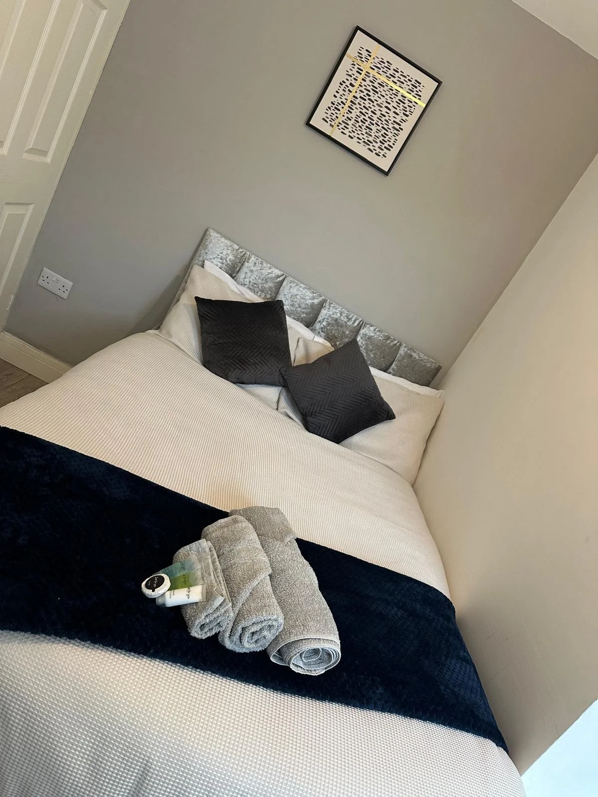 WhatsApp Image 2025-11-12 at 12.28.46 (3).jpeg