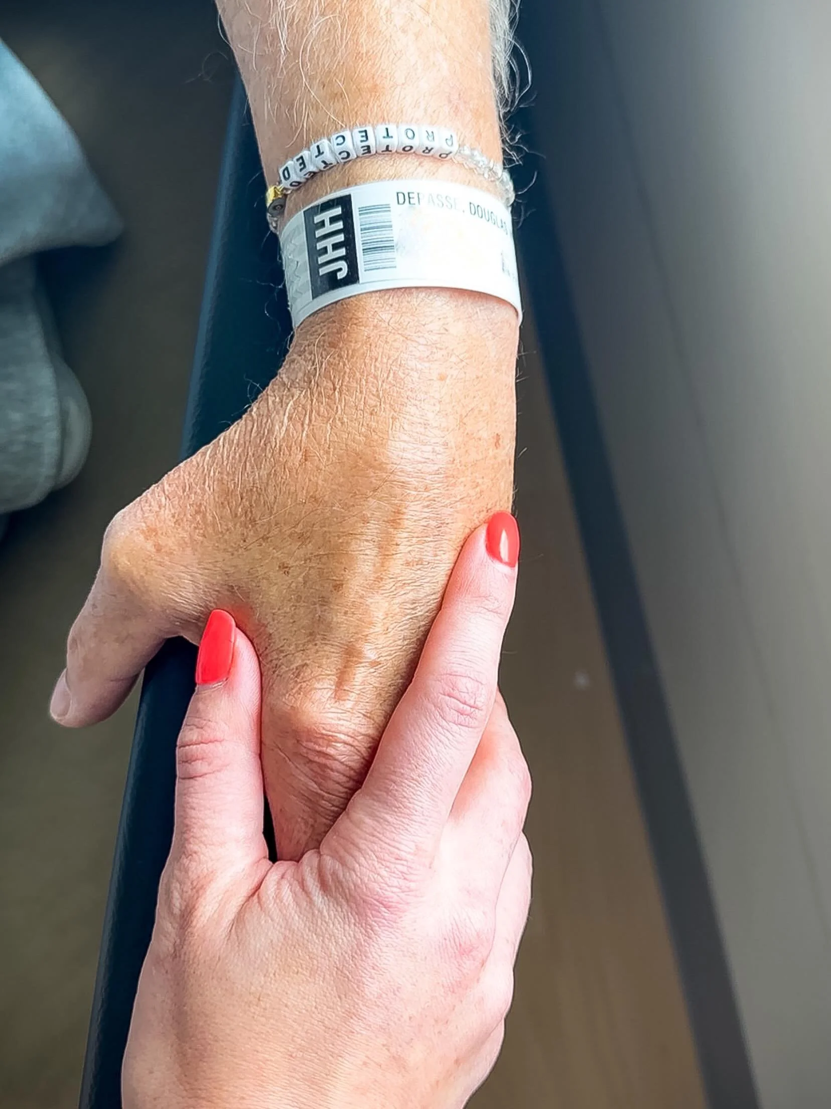 One year ago today, I lost my dad. 
My mom lost her husband. 
My aunt lost her last remaining sibling. 
Our family lost its patriarch. 
Our crews lost their leader. 
Many lost a friend. 

And Columbia lost its favorite fence guy.

No one prepares you