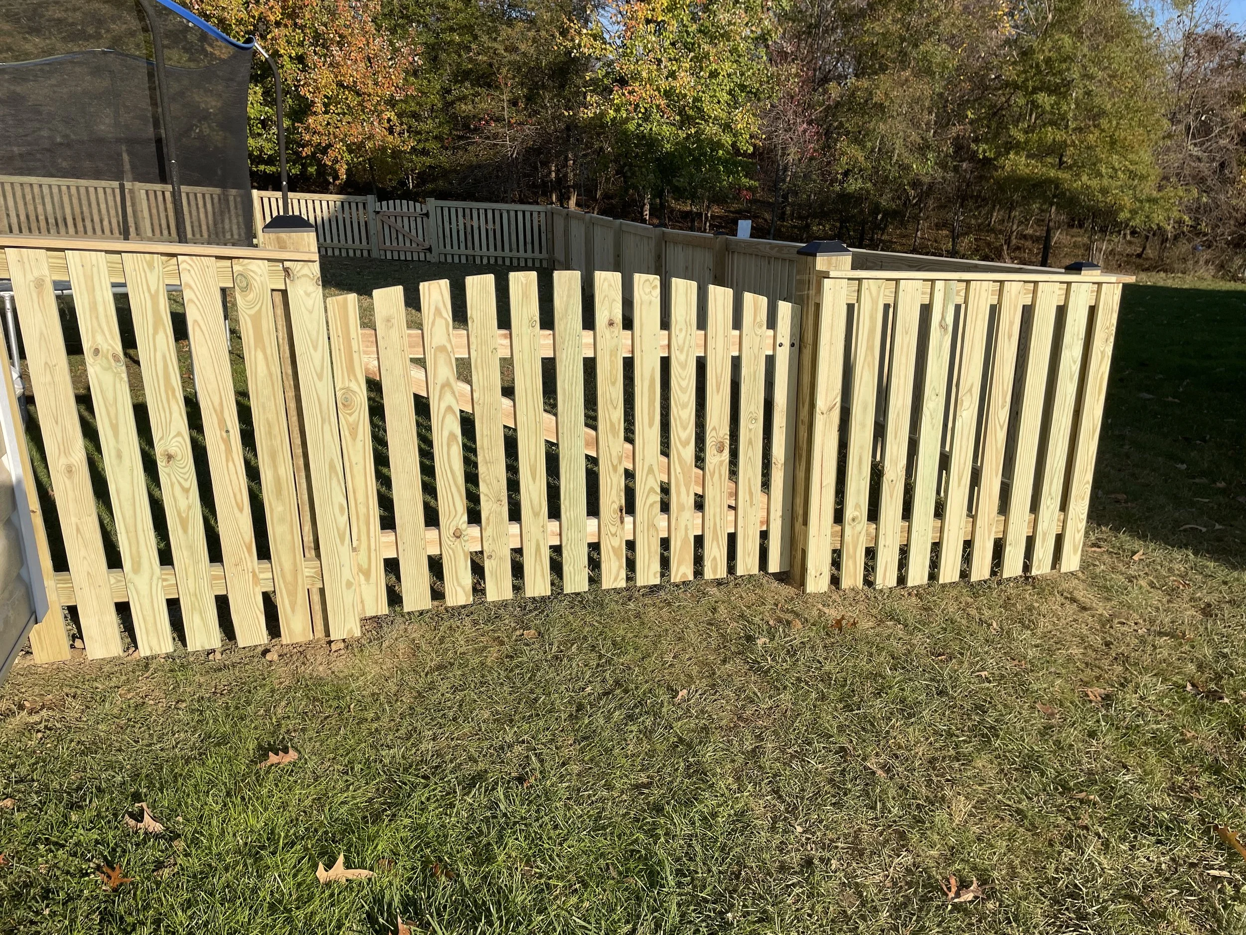 4 ft Open Spaced Picket with Cap 