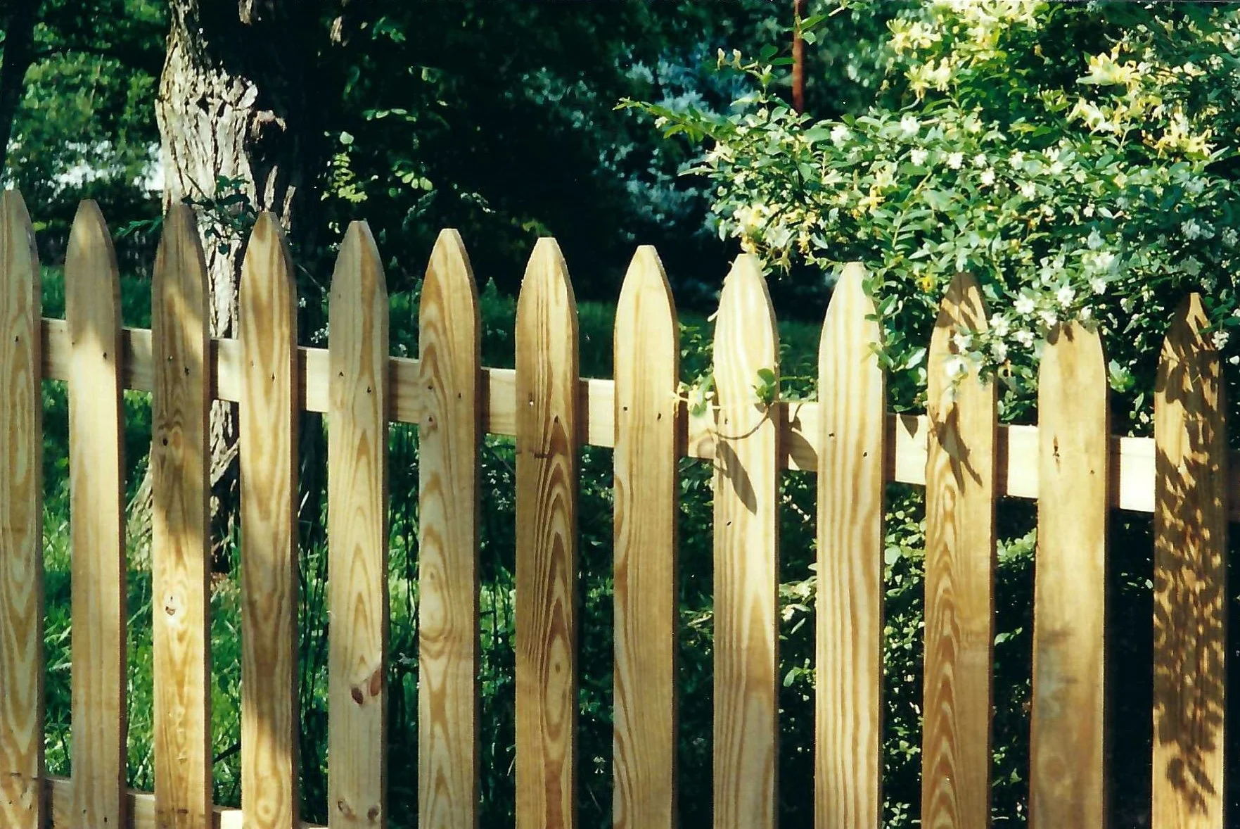 One Picket Picket Fence Installation Howard County MD | FBD Fence — FBD Fence