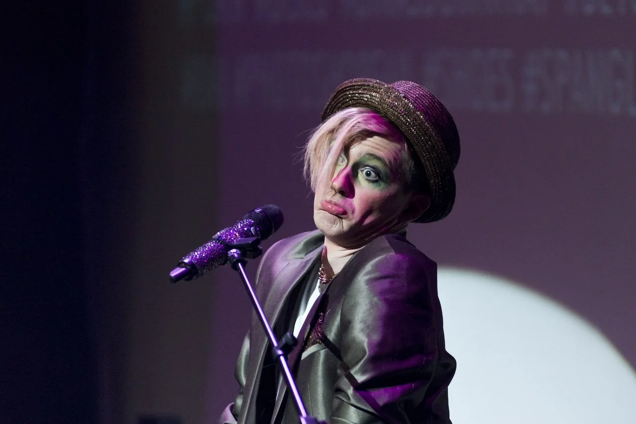 Frisky and Mannish Fraser Cameron.jpg