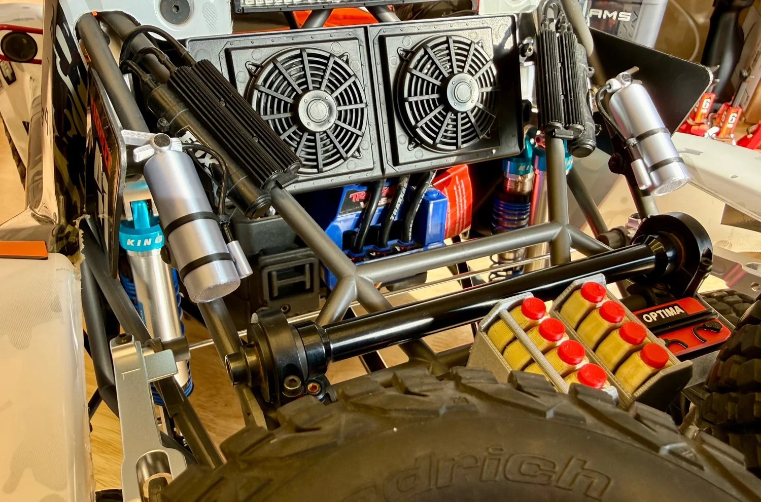 Replacement Traxxas UDR detailed fire extinguisher set — Altered RC