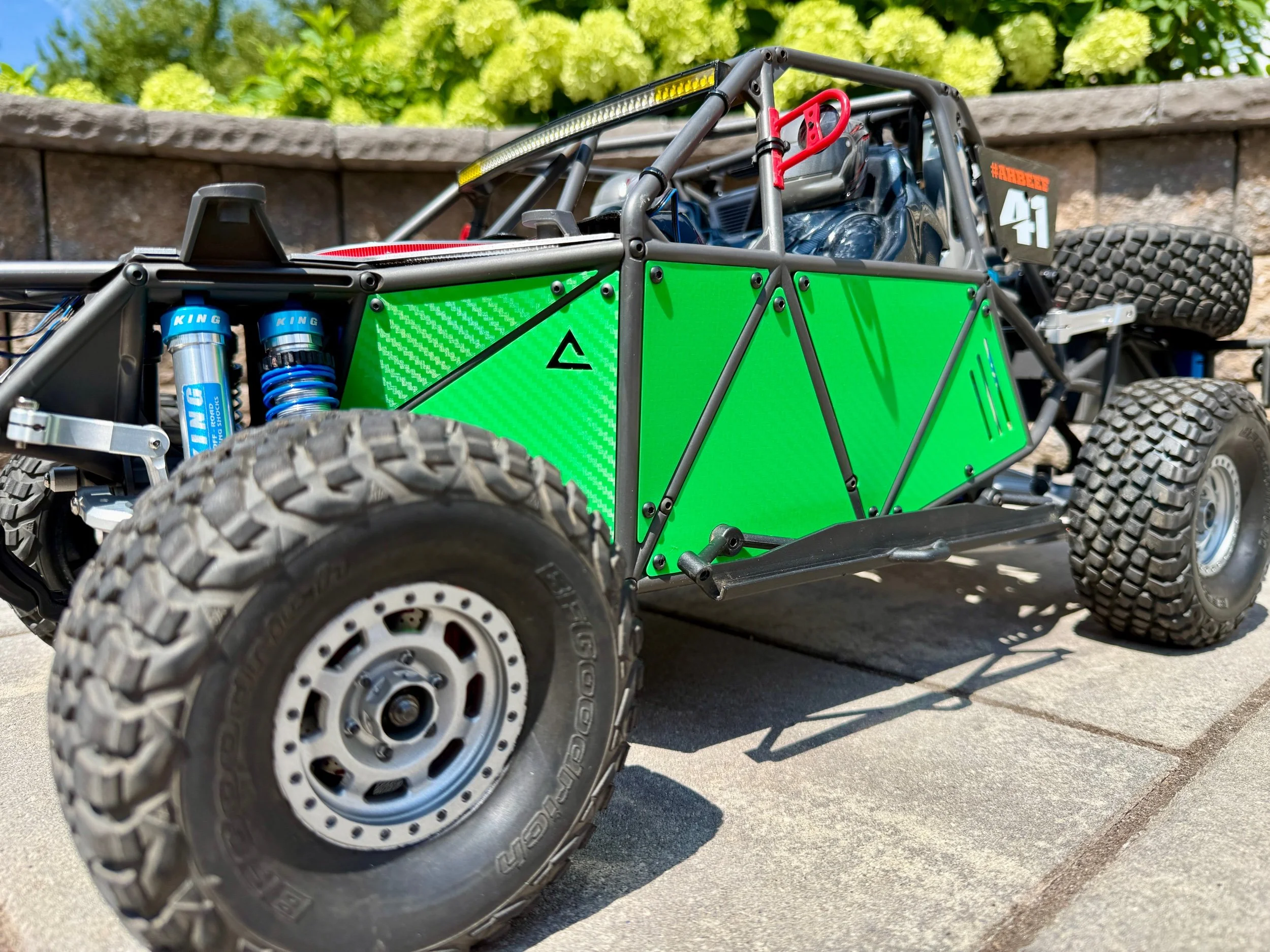 Traxxas UDR Carbon side panels green