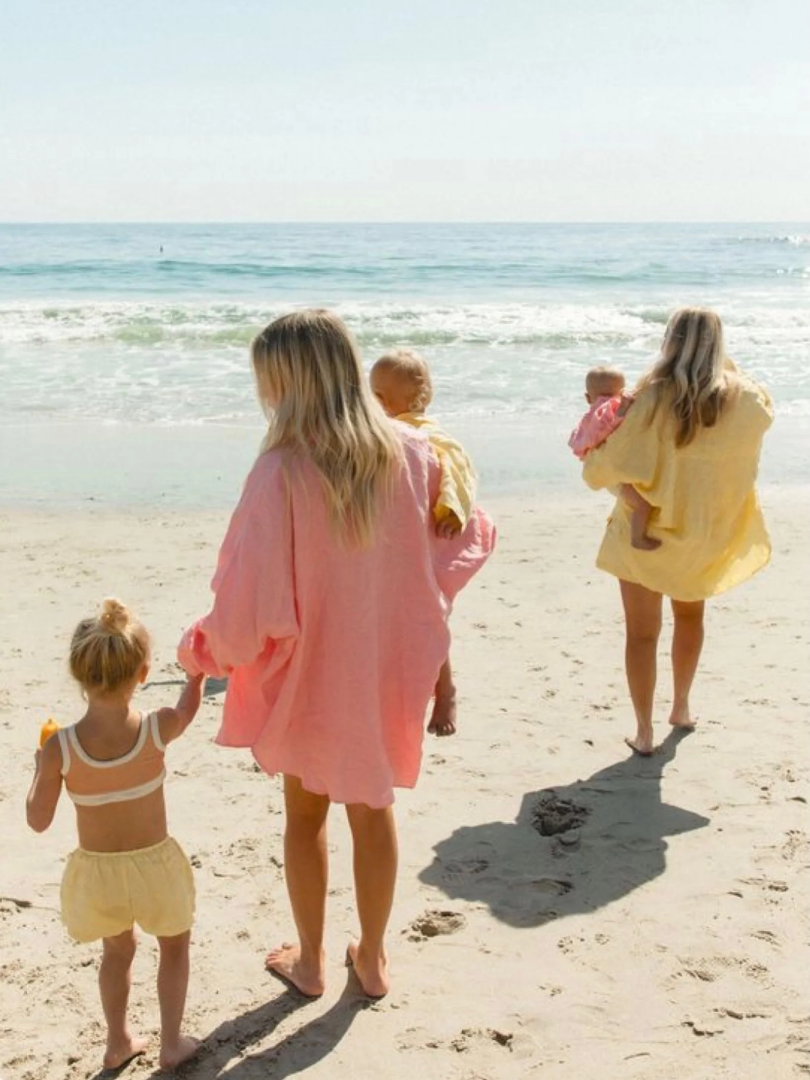 The Knot built an entire world for brides. A curated, trusted, beautiful directory where every vendor, every service, every recommendation lives in one place.

Moms have never had that. Until now.🙋&zwj;♀️

This summer, Moms Who Gather is launching T