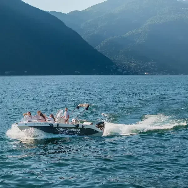 Como private boat rental