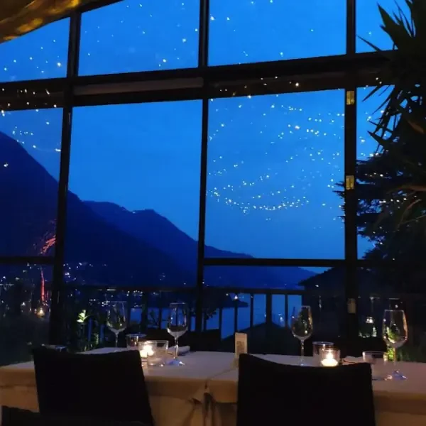 Carate Urio Una Finestra sul Lago