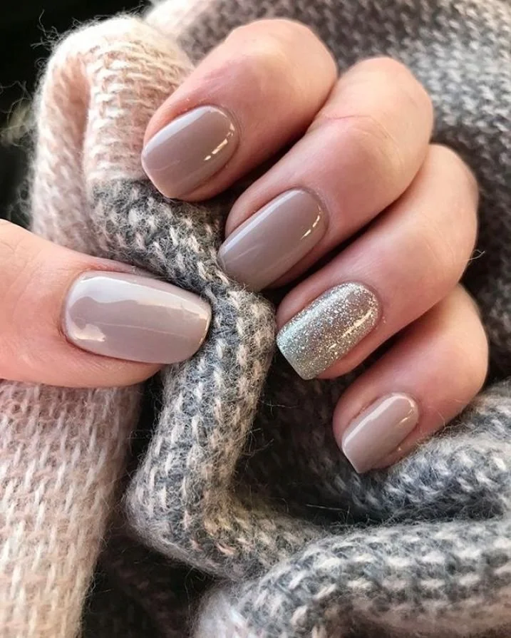 Urban Nails