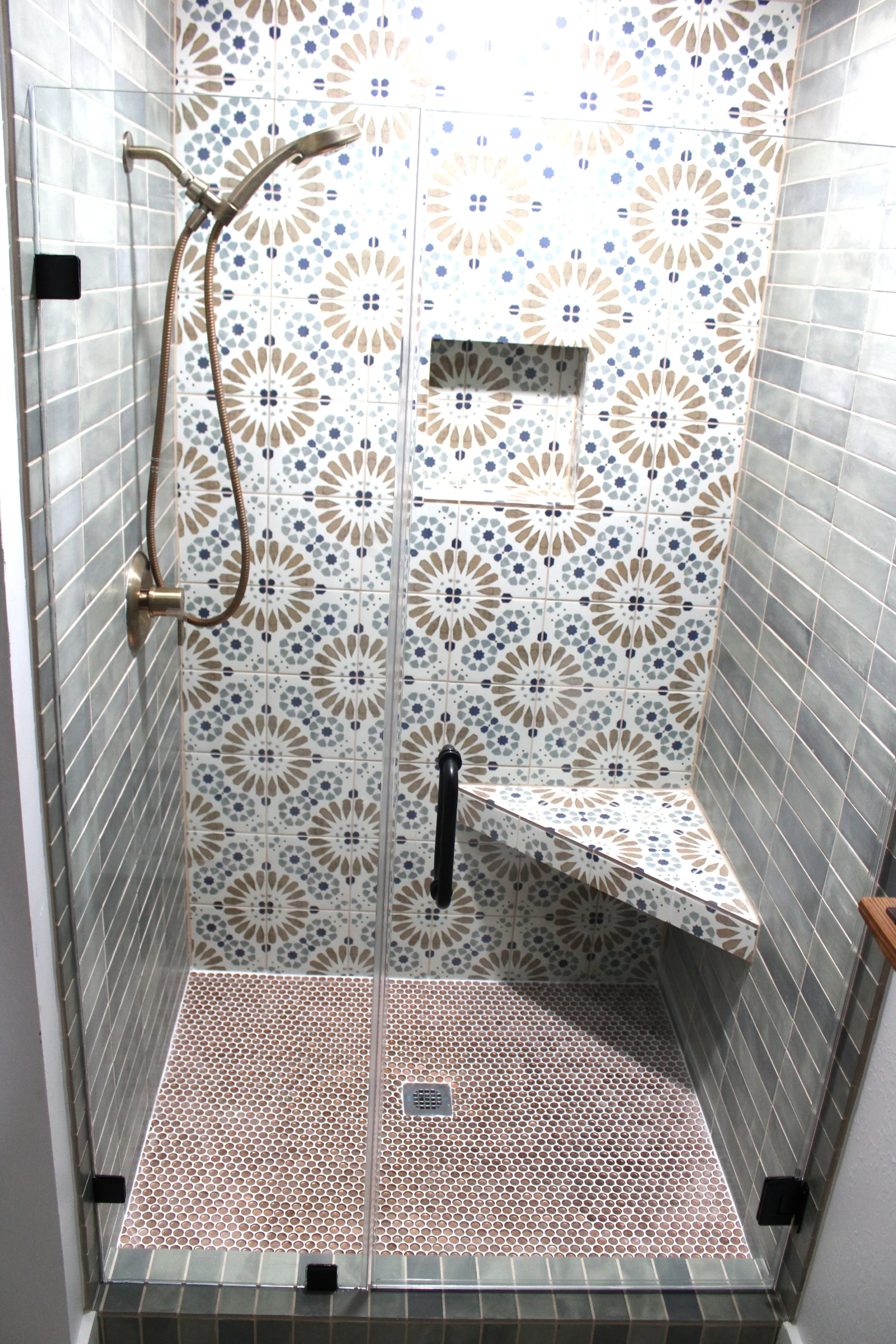 custom.tile.shower.gold.showerhead.bellville.tx.JPG