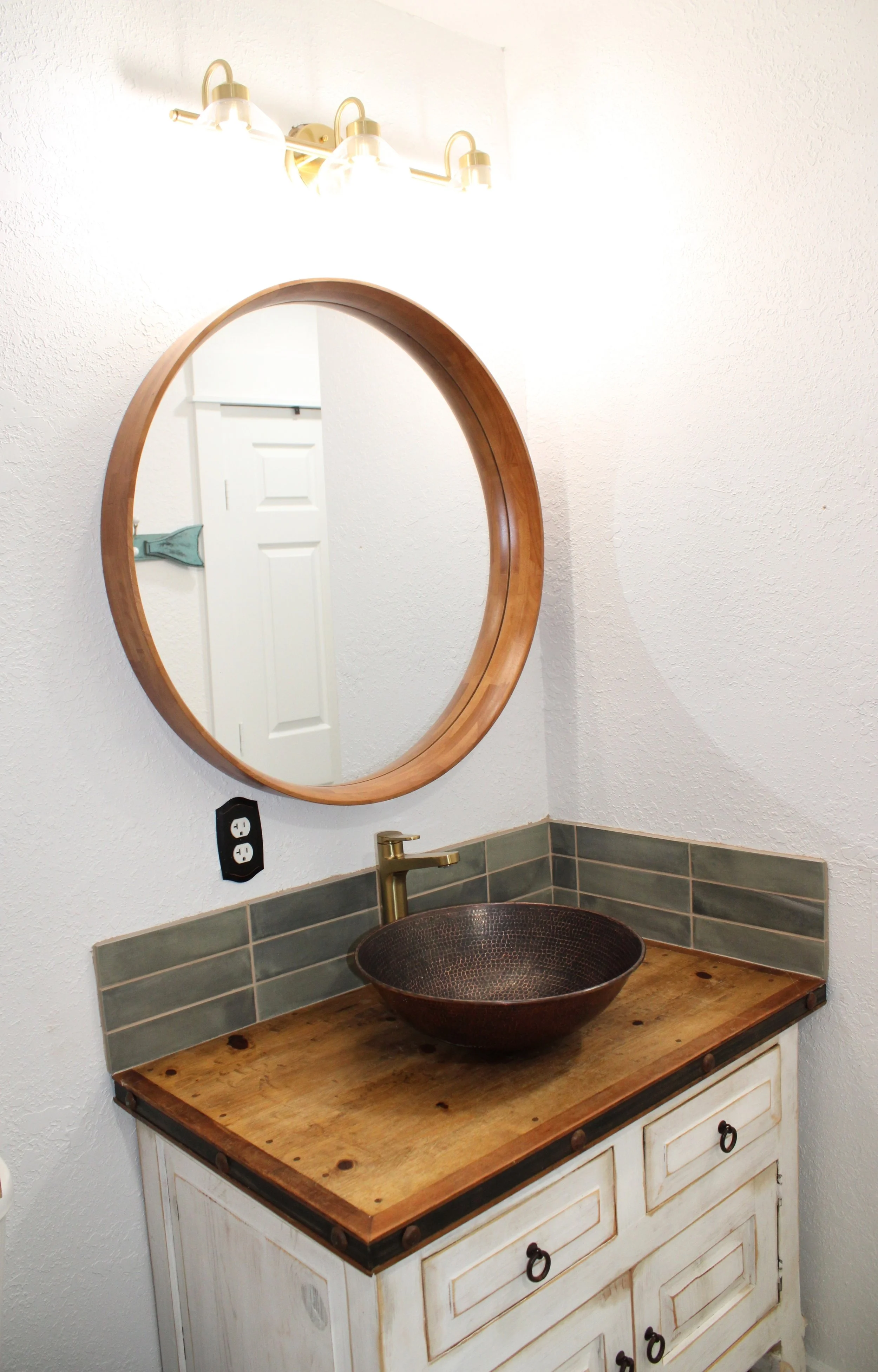 Small Space, Big Style: A Custom Bathroom Remodel in Bellville, TX