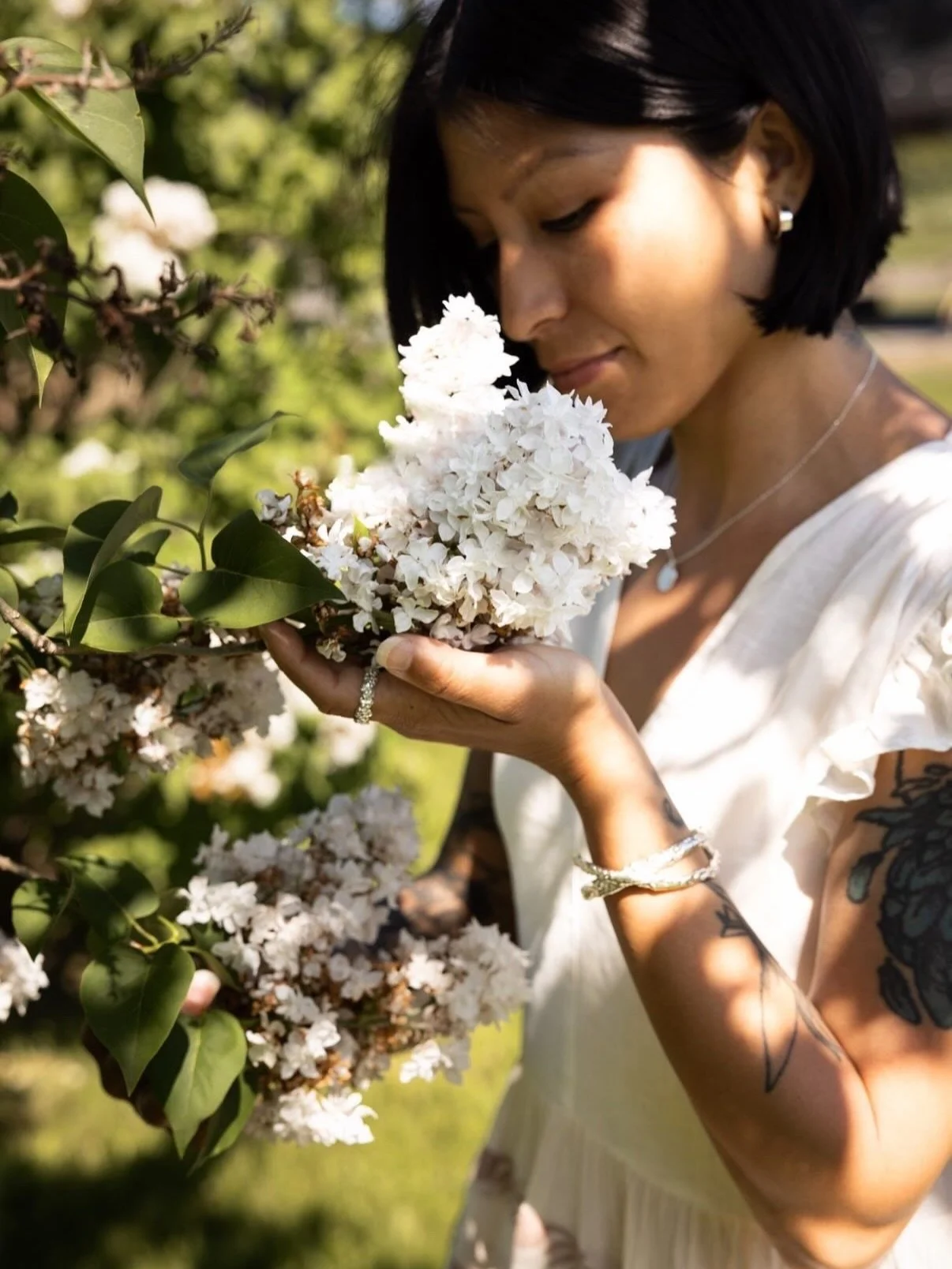 A little garden romance at Fogorig Grange.

Venue: Fogorig Grange @fogorig_grange 
Photography: Lavender Pines Photography @lavenderpinesphotography 
Jewelry: Feeding On Frost @feeding_on_frost 
Rentals: The Bloom Of Lynn @thebloomoflynn 
Rentals (Fu