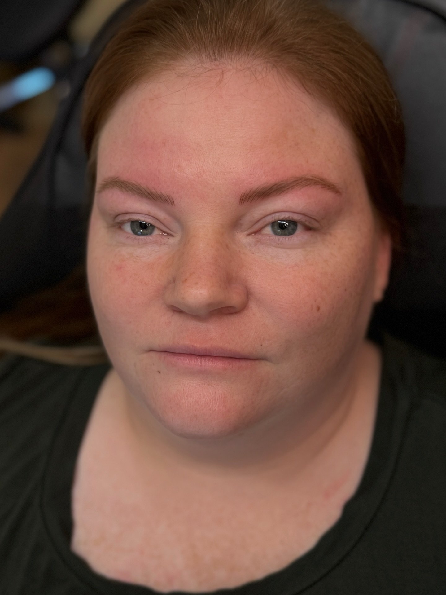 nano brows are my new obsession 🙌🏼
airy - fluffy - dense - natural 
they're customizable to fit your vibe.