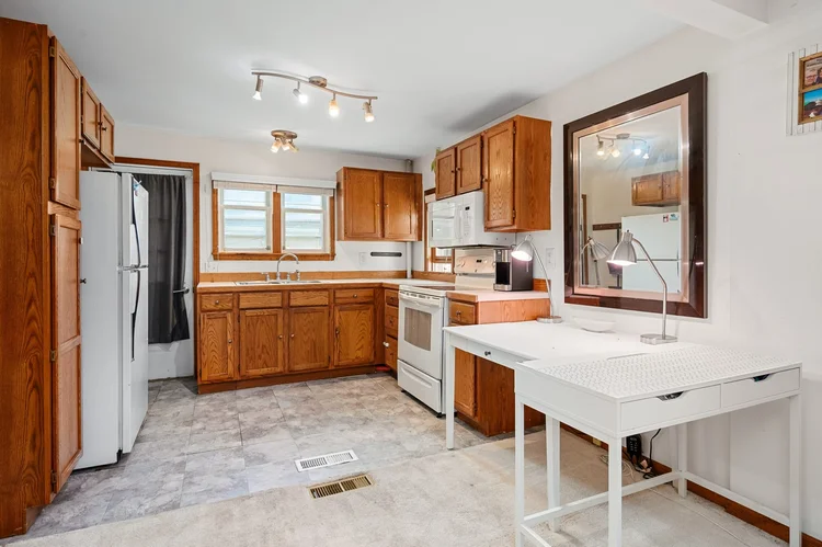 Kitchen in the second residence