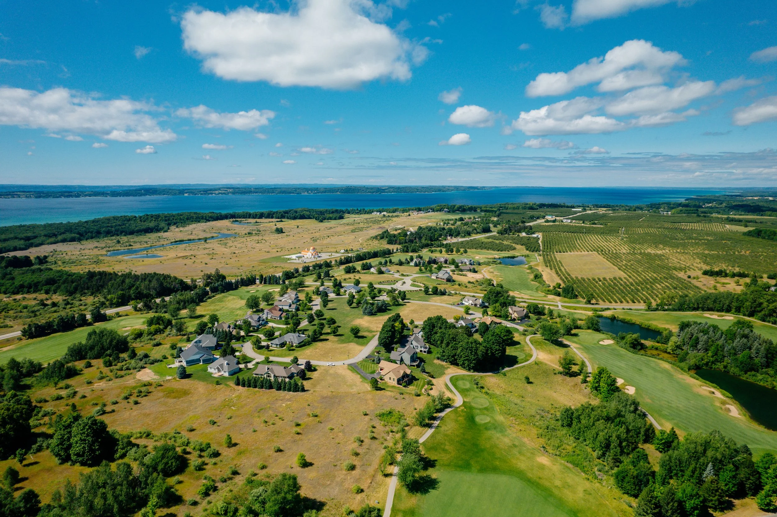 Williamsburg Michigan golf course community homes
