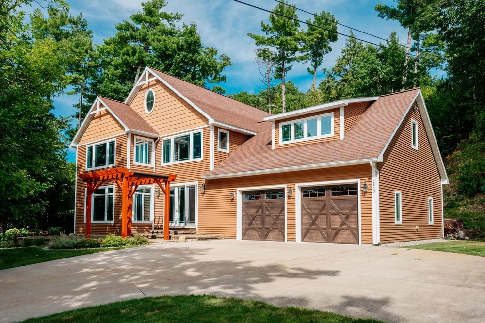 6860 Peninsula Drive, Traverse City, MI