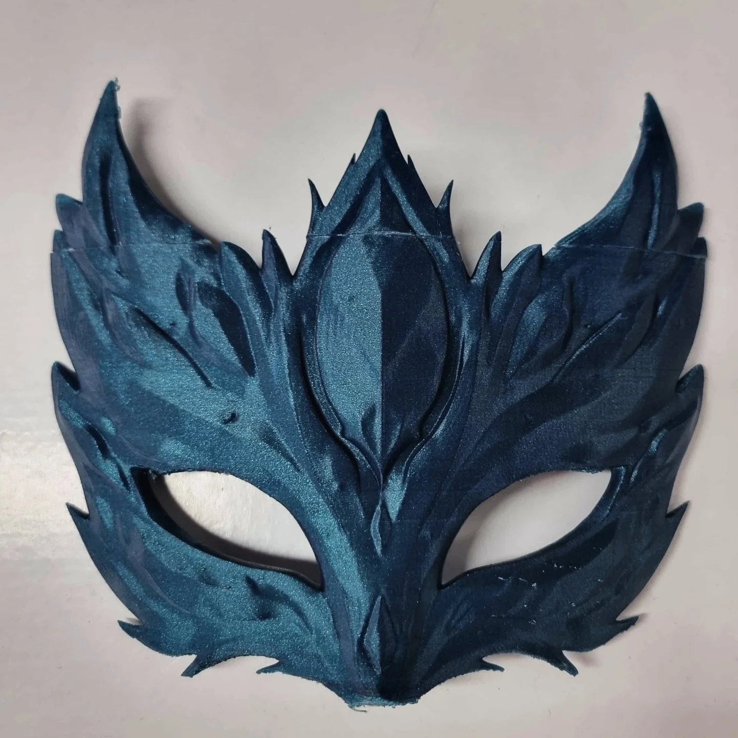 If you stopped by our store yesterday, you would have seen the ELEGOO 3D Printer busy creating Loren&rsquo;s mask. 

12 hours later, check out the final result!

Drop in to Oaten&rsquo;s Jaycar, Casino and see for yourself.