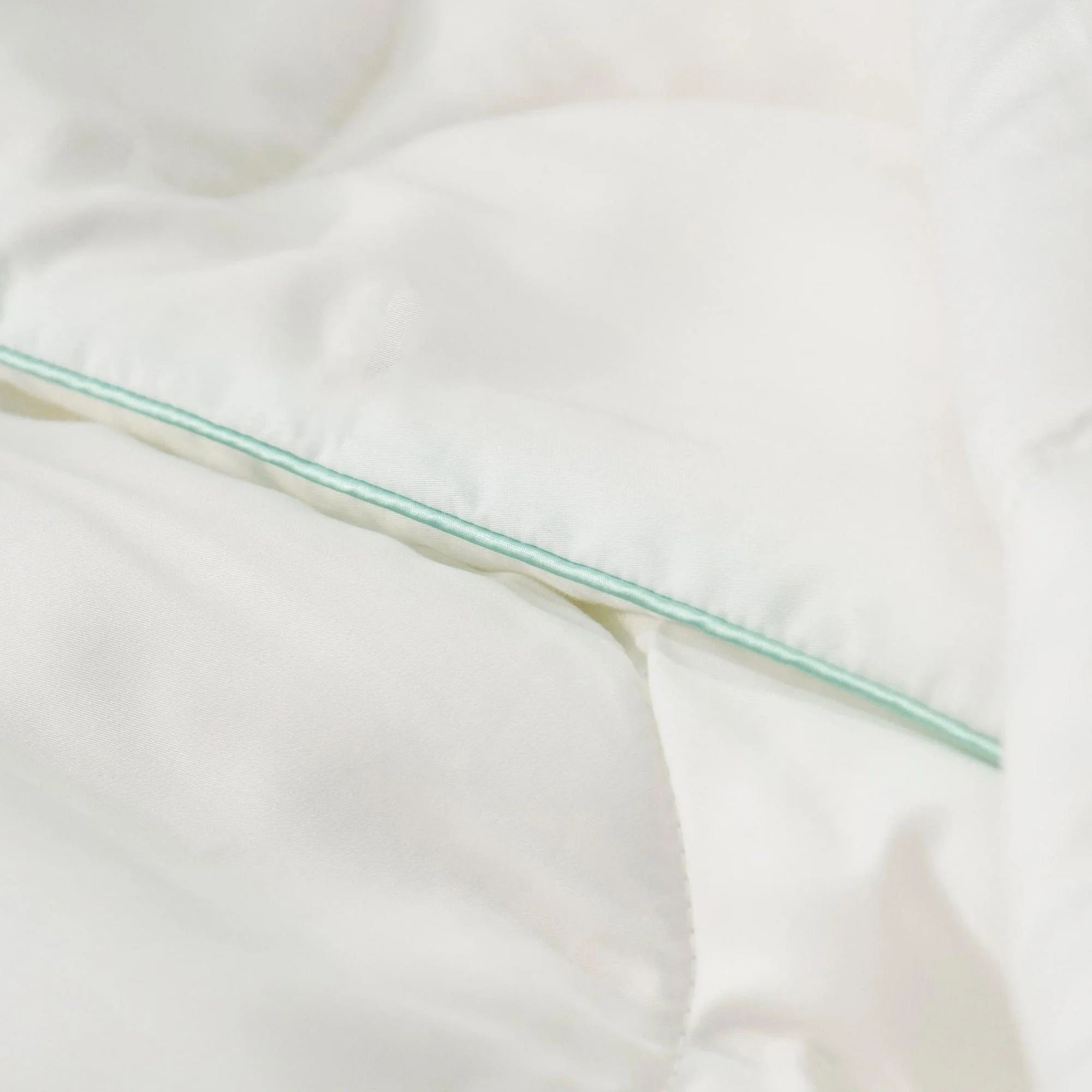 Protect-A-Bed Signature Tencel™ Quilt - All Seasons (view 5) at Oaten’s Beds R Us Casino