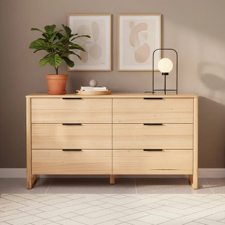 Yarra Dresser at Oaten’s Beds R Us Casino