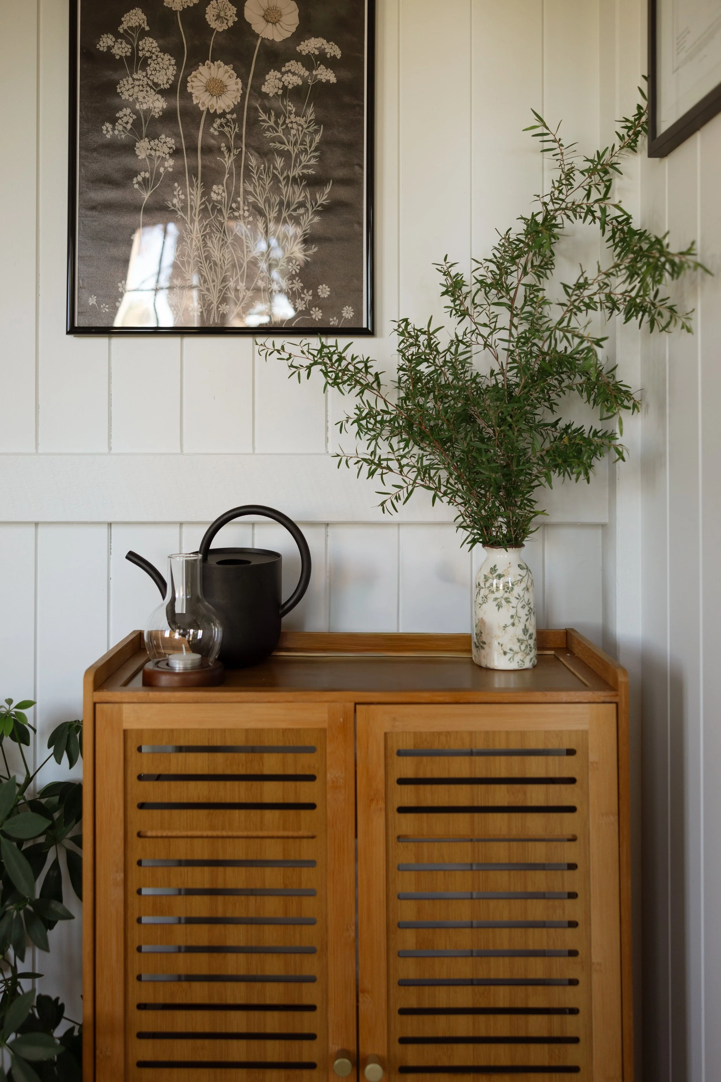Picture of a counselling practice with a space that promotes peace, growth, healing and self-discovery