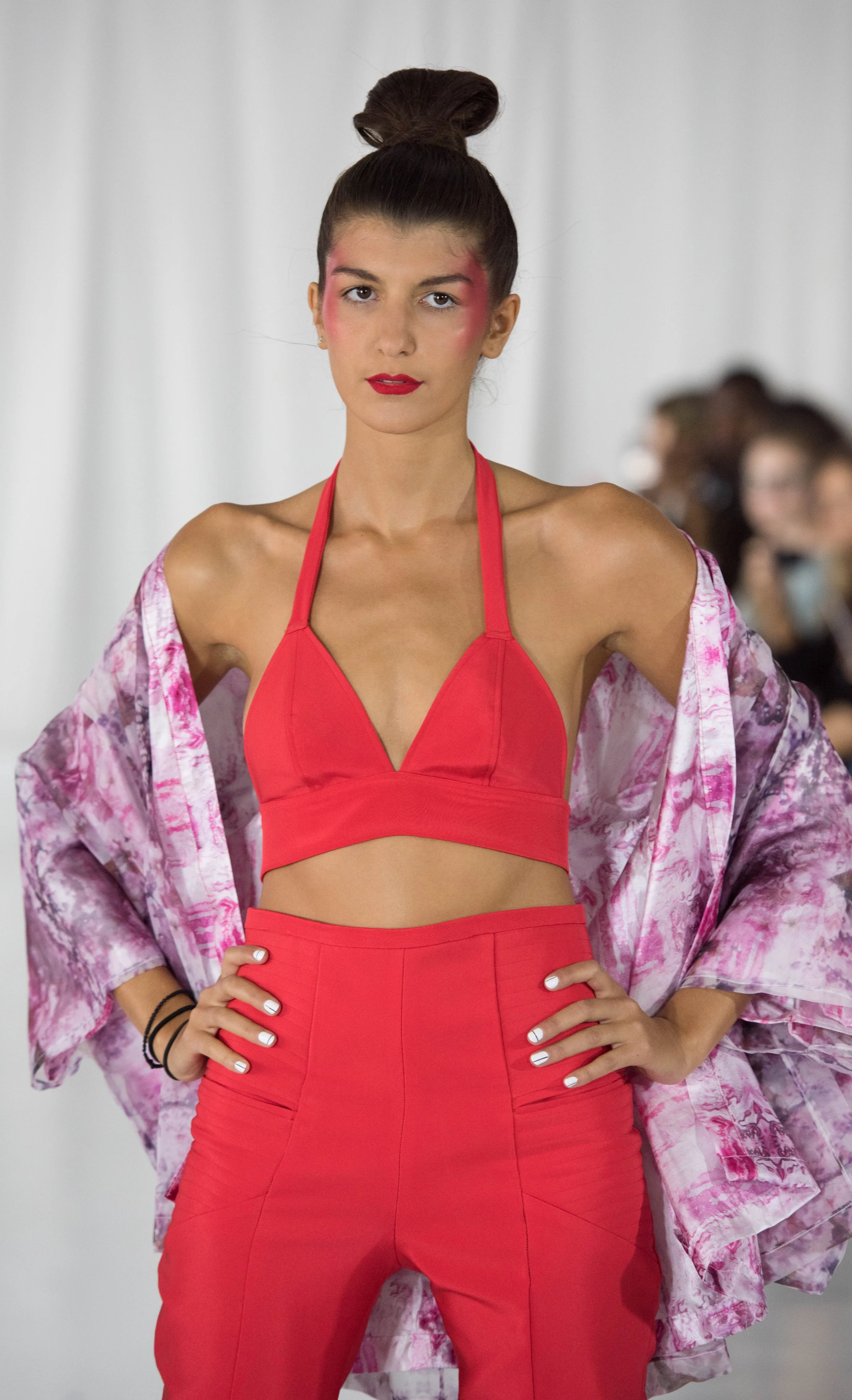 Nicole Bell-6TRIPLEBPHOTO.jpg