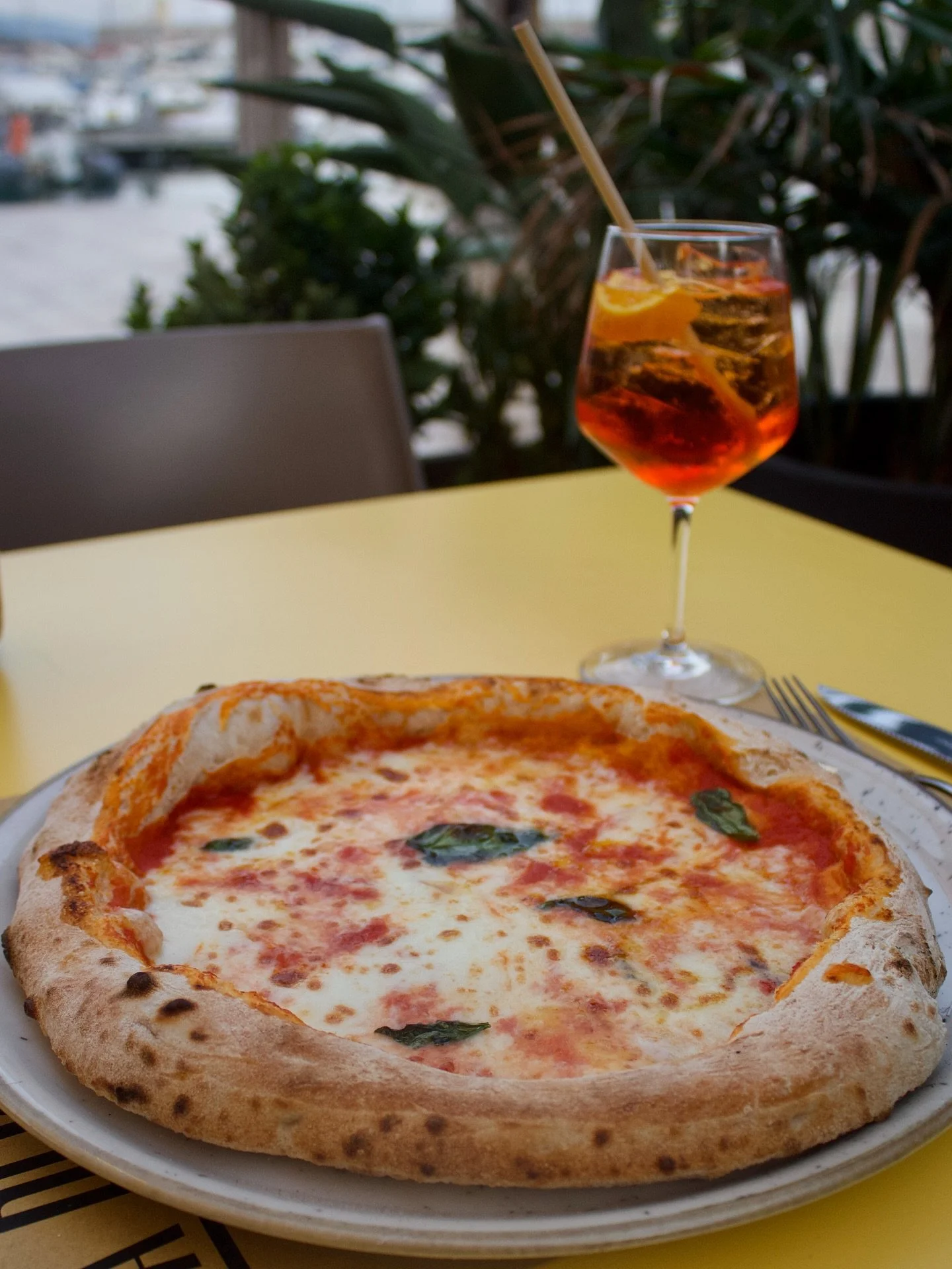 Founded in 2019 in Menton, La Pecoranegra brings a fresh take on modern Neapolitan pizza &mdash; simple, authentic and made with local, organic ingredients 
⠀
Ranked 69th among the 100 best pizzas in the world by @thebestpizzawards 🍕🌍

📍 La Pecora