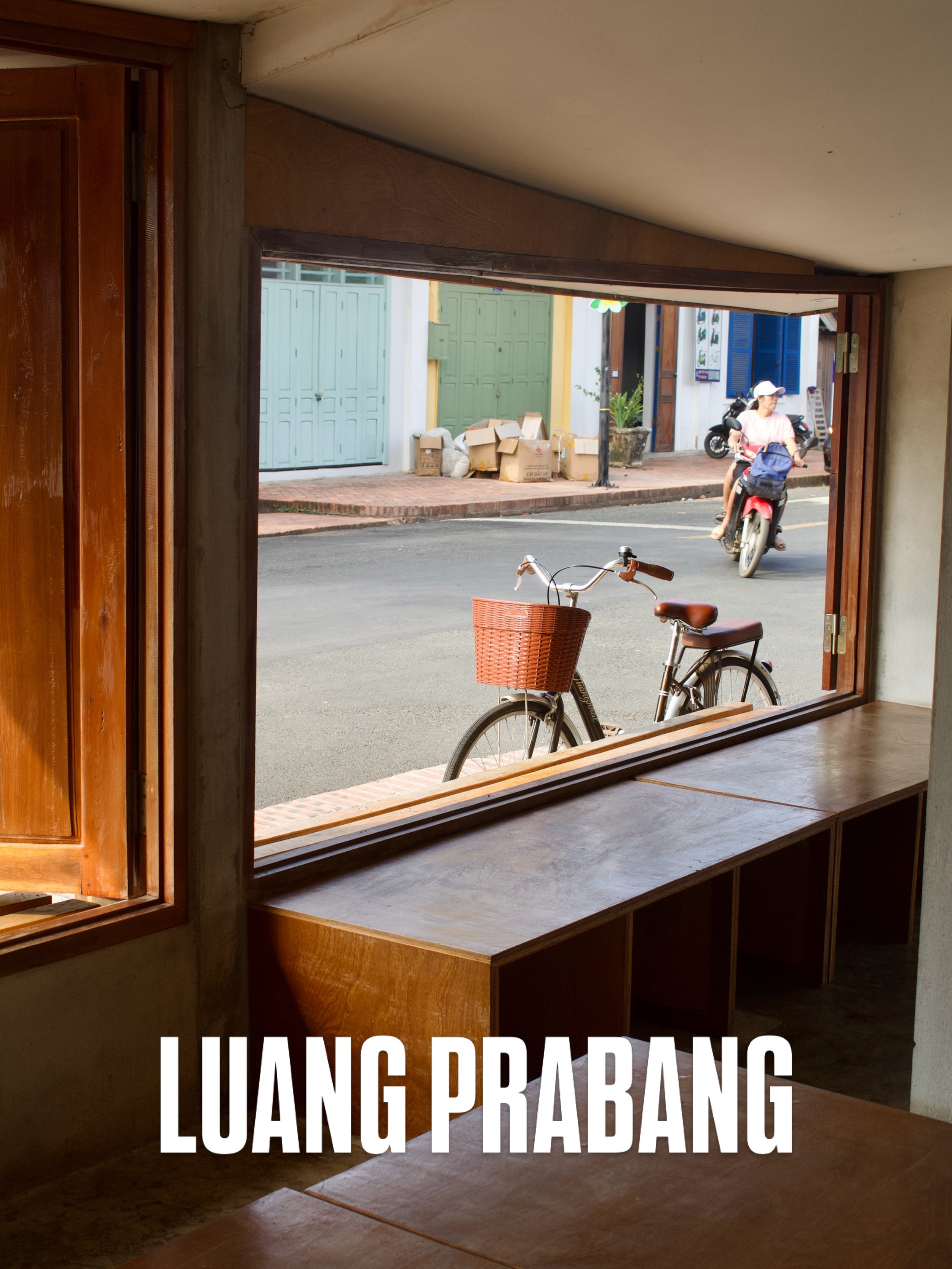 Luang Prabang 🇱🇦 📸 

Full 5 day guide available via @wildtravels.explore 

💾 SAVE for your trip 

#luangprabang #laos