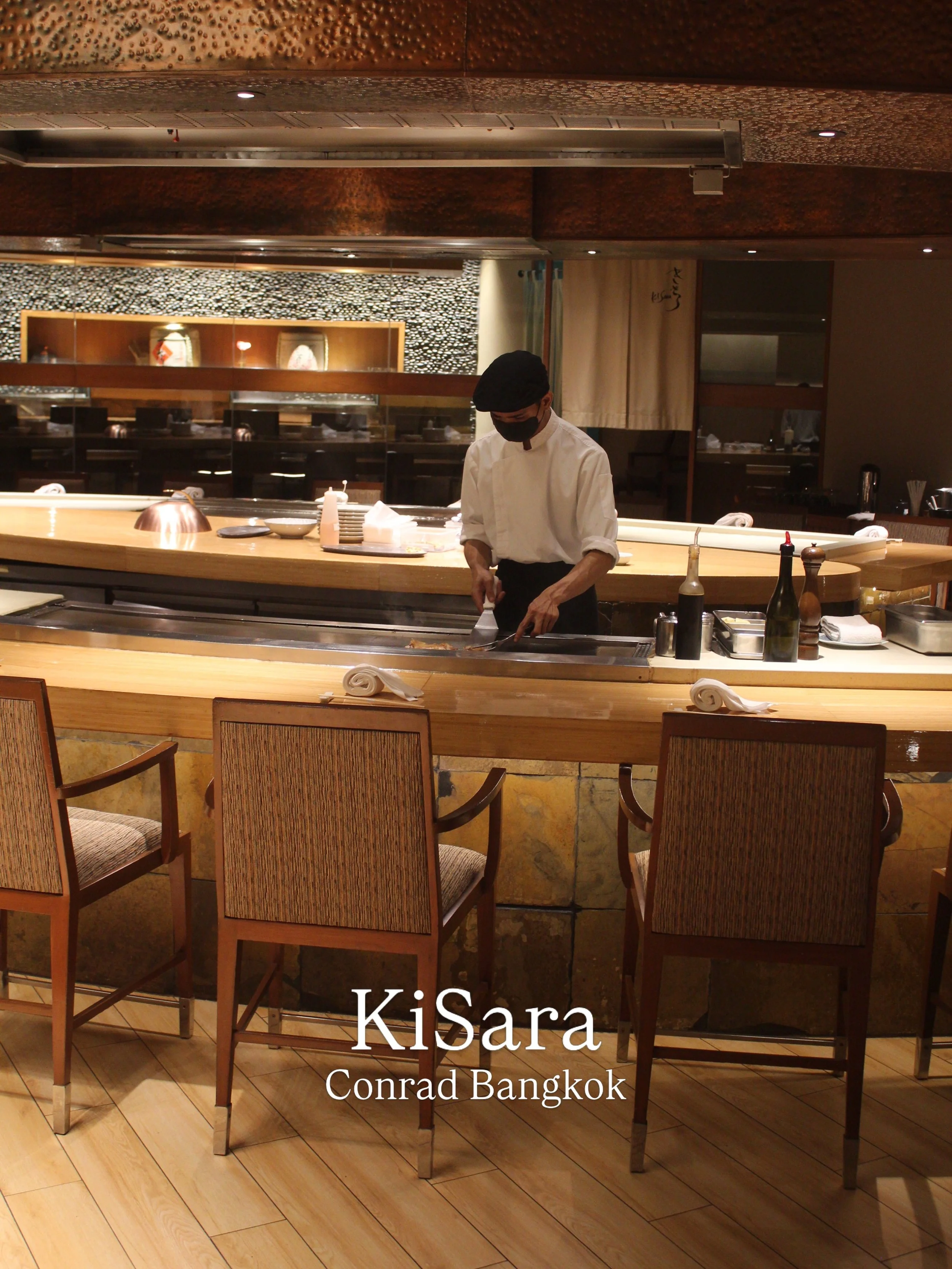 An evening of Japanese-inspired indulgence at Kisara ✨

A table filled with Japanese favourites- miso soup, chilled tofu, chicken teriyaki, vegetable tempura, potato salad and sushi, paired with Japanese-inspired cocktails

The chicken teriyaki was a