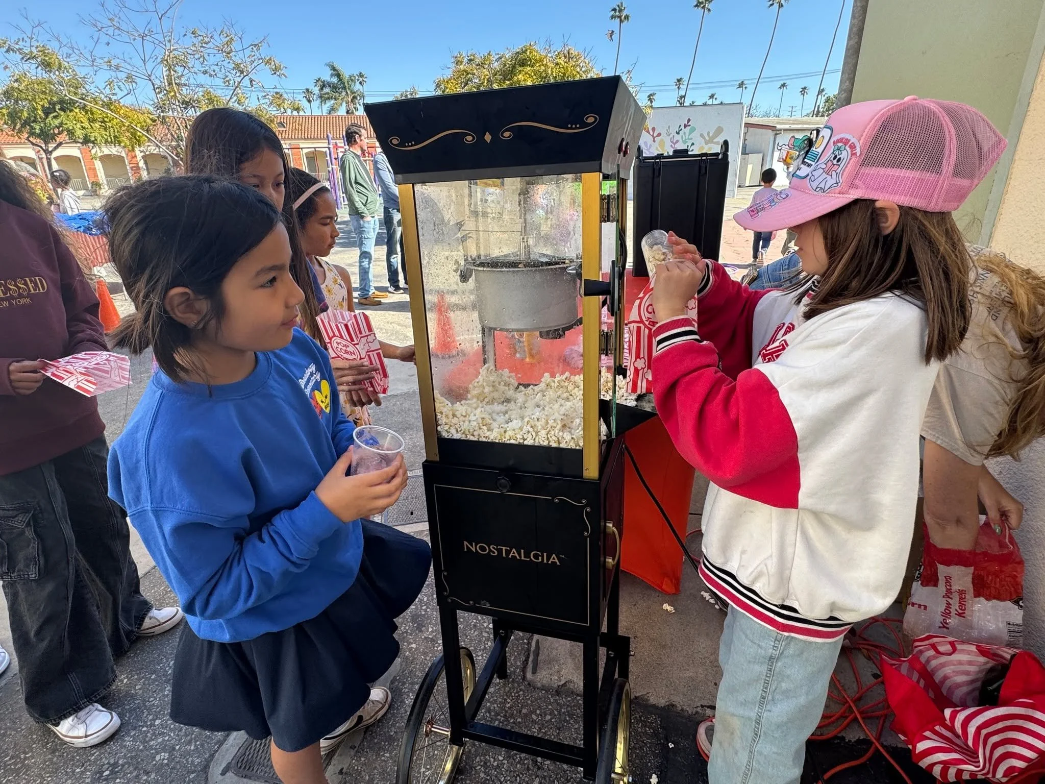 🎉📚 Our Book Fair Last Looks Party was a huge hit!

Students had so much fun getting one last chance to explore the Book Fair, discover new books, and celebrate a great week of reading.  The popcorn and lemonade stand was very popular as well!

Than