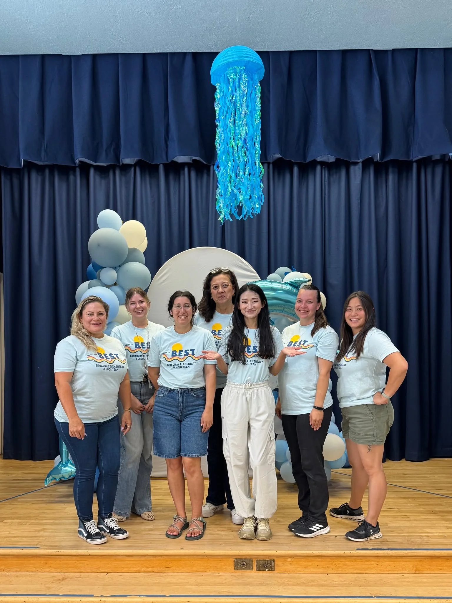 We wrapped up Staff &amp; Teacher Appreciation Week with a wonderful lunch sponsored by our amazing 4th and 5th grade families! 💙🍽️

A huge thank you to all of the volunteers who donated food, helped organize, set up, serve, and clean up. Your gene