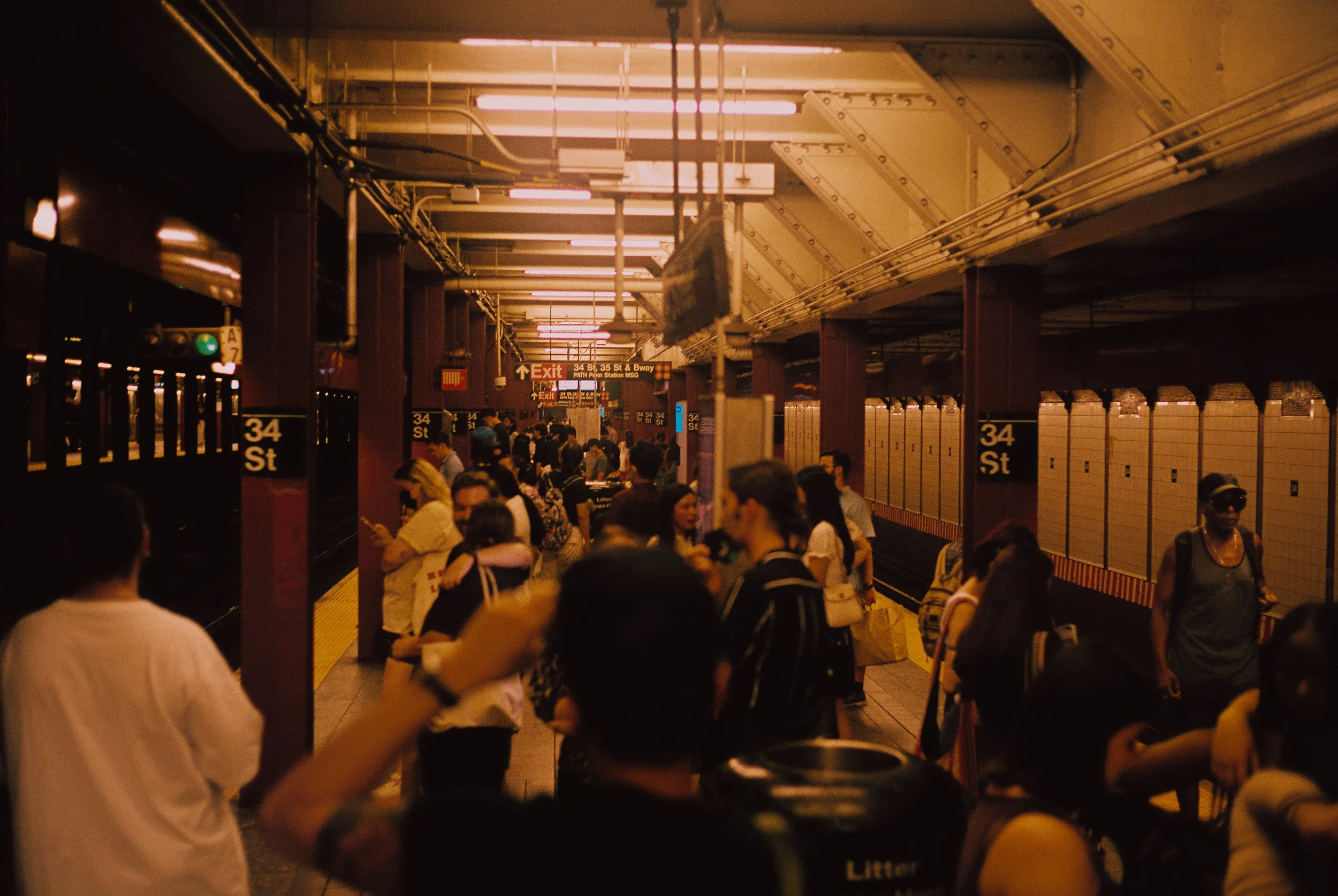 6487021656-R1-064-30A.jpg