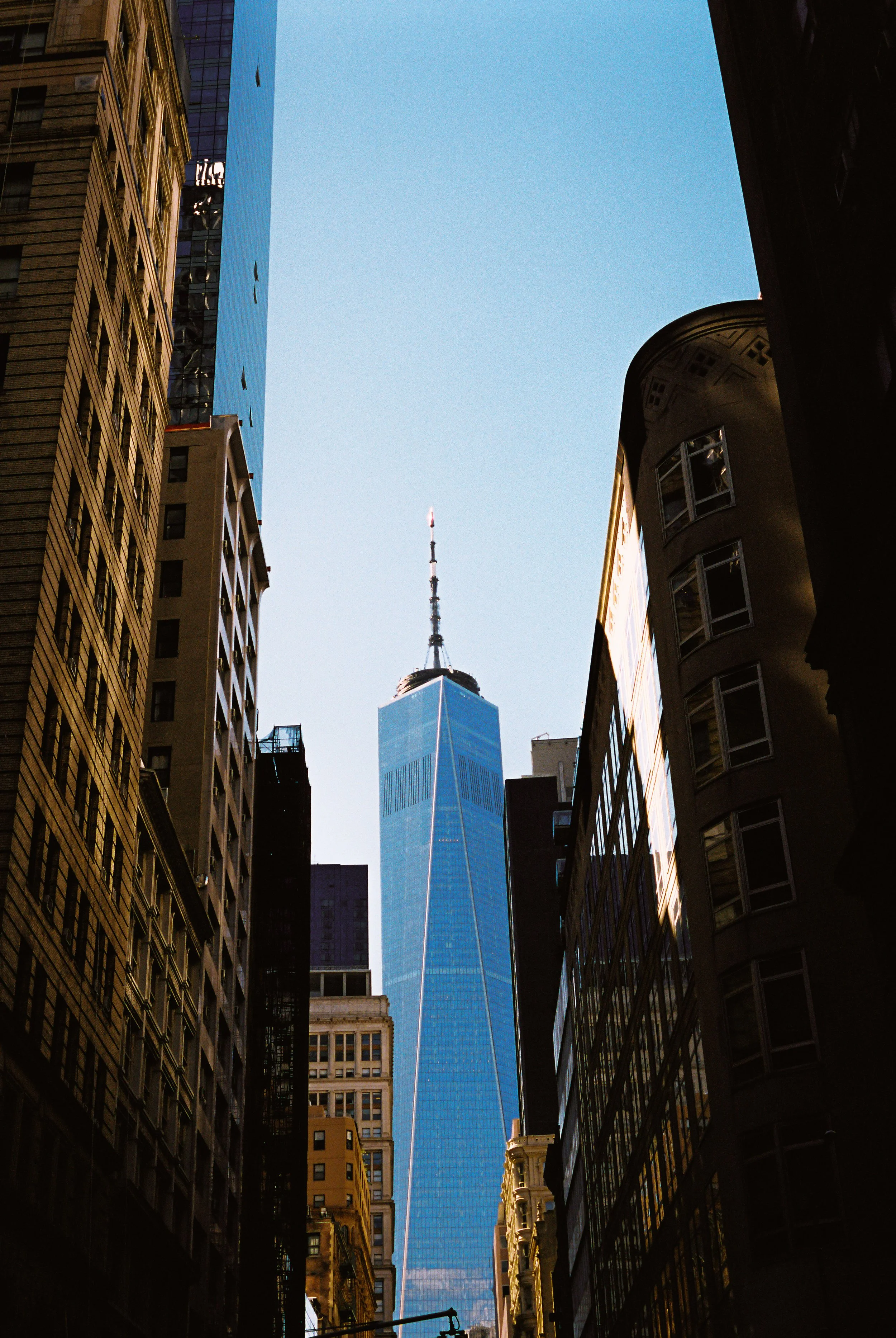 6487021656-R1-042-19A.jpg