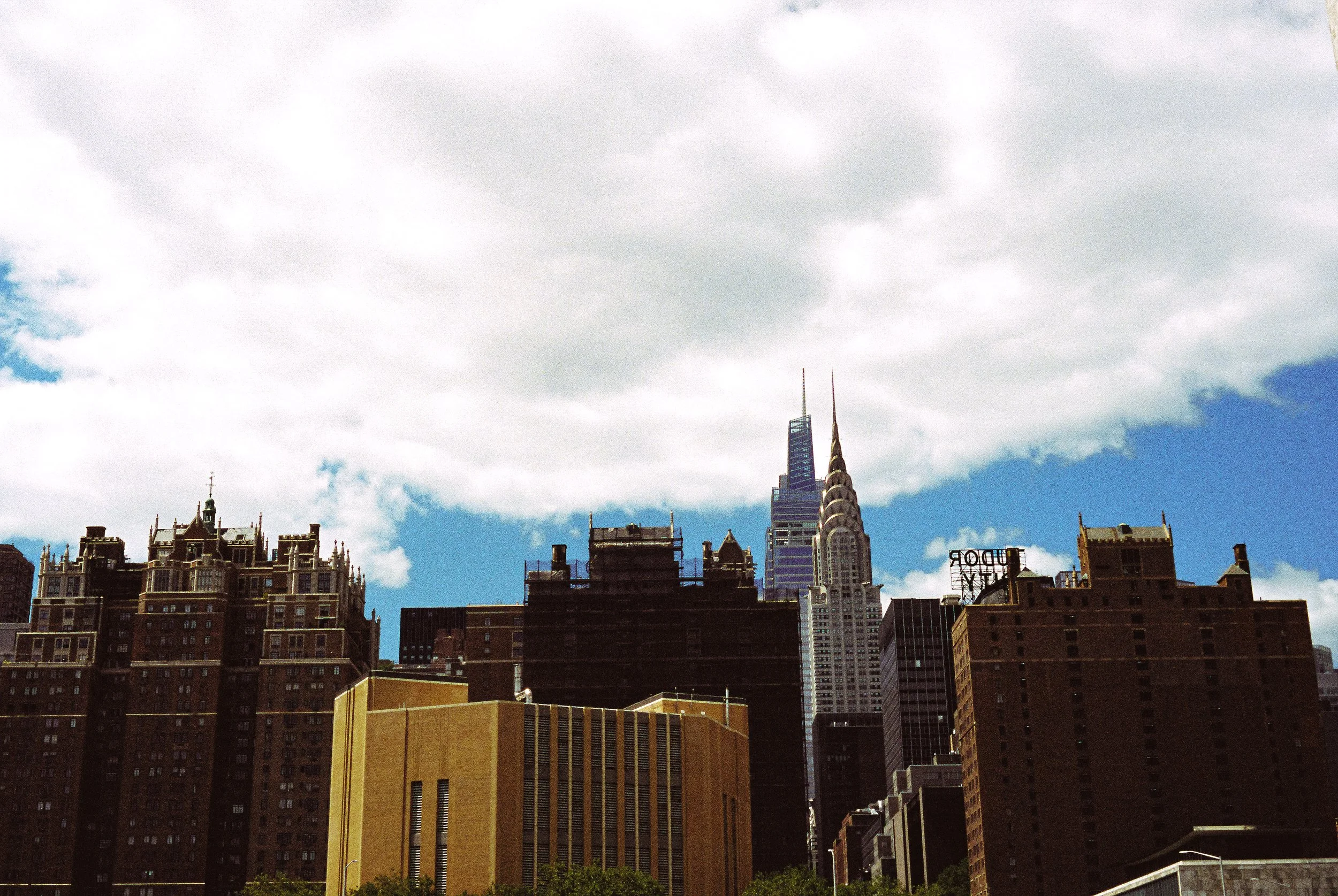 6487021656-R1-022-9A.jpg