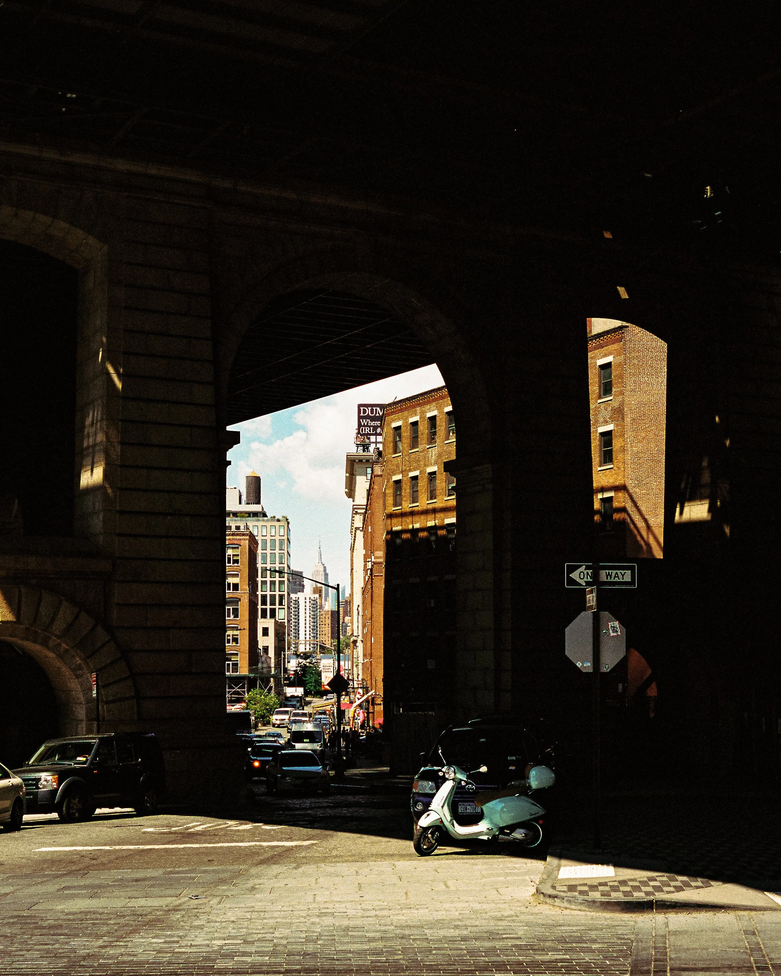 6486021654-R1-051-24.jpg