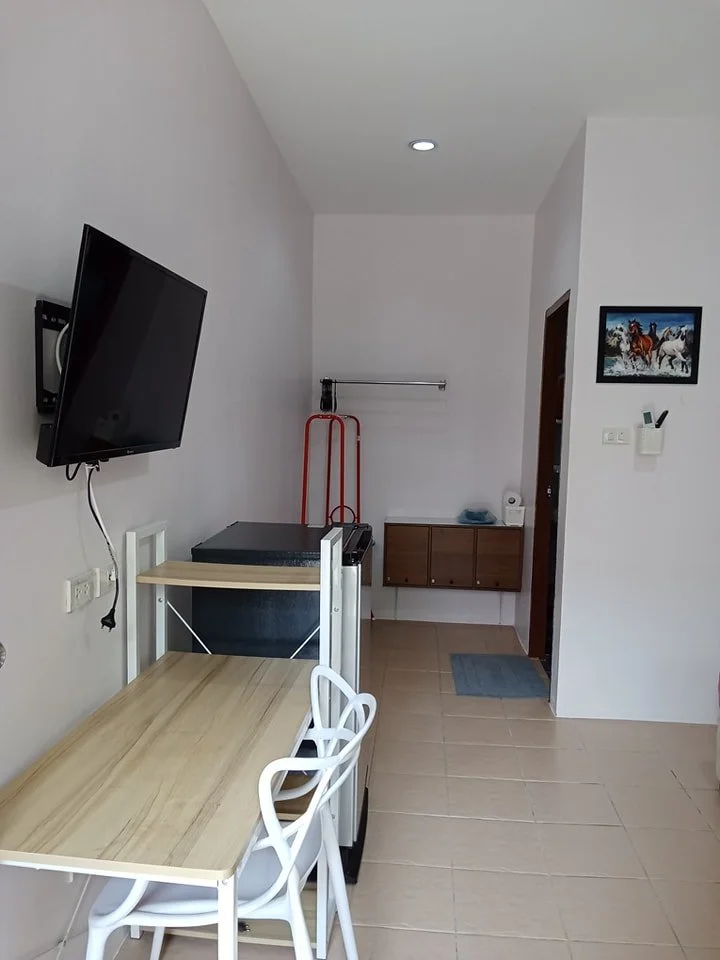 room 3.jpg