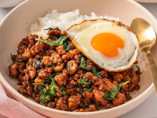 pad kra pao.jpg