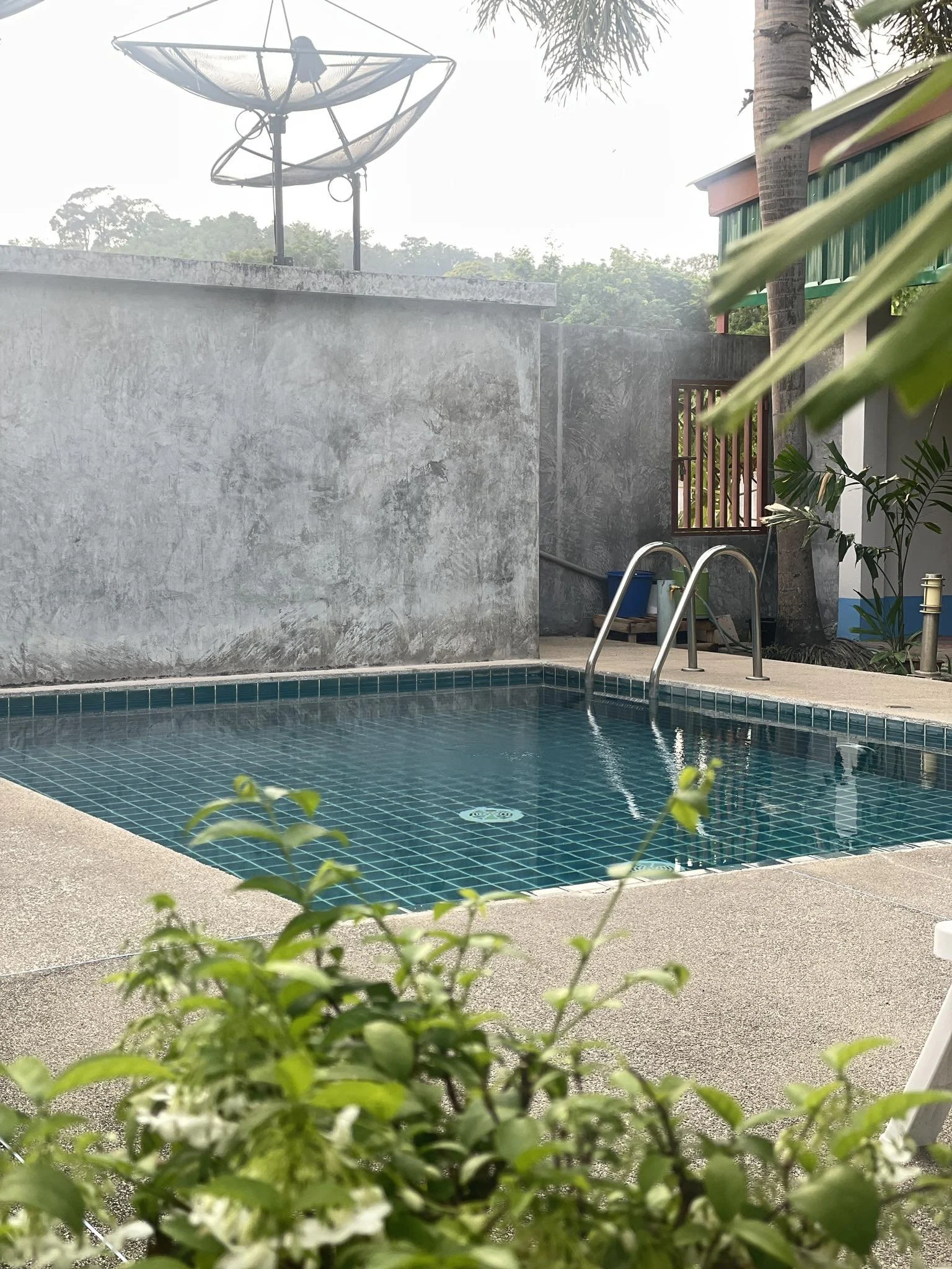 pool 3.jpg